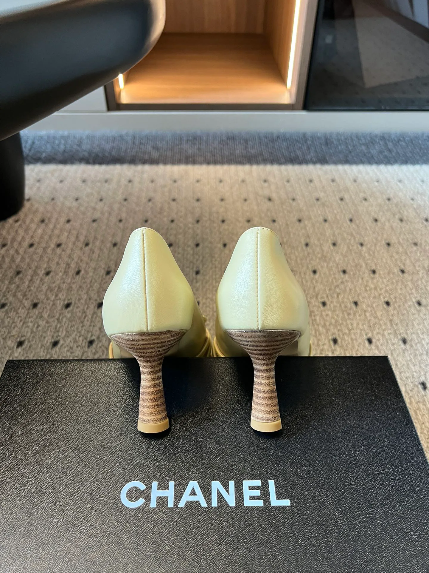 Босоножки Женские Chanel 13553269