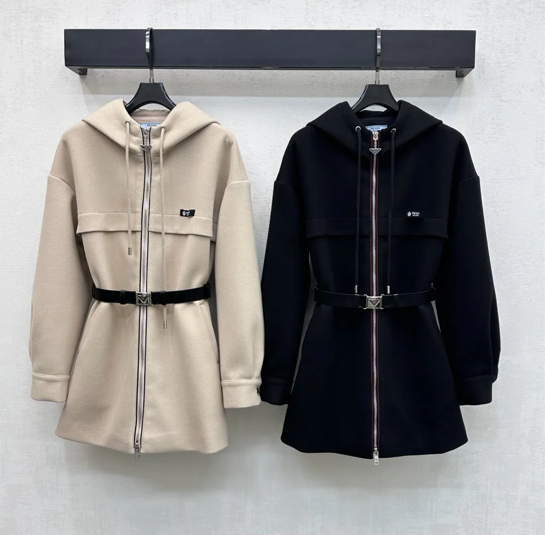 Куртки И Пуховики Женские Prada 393724