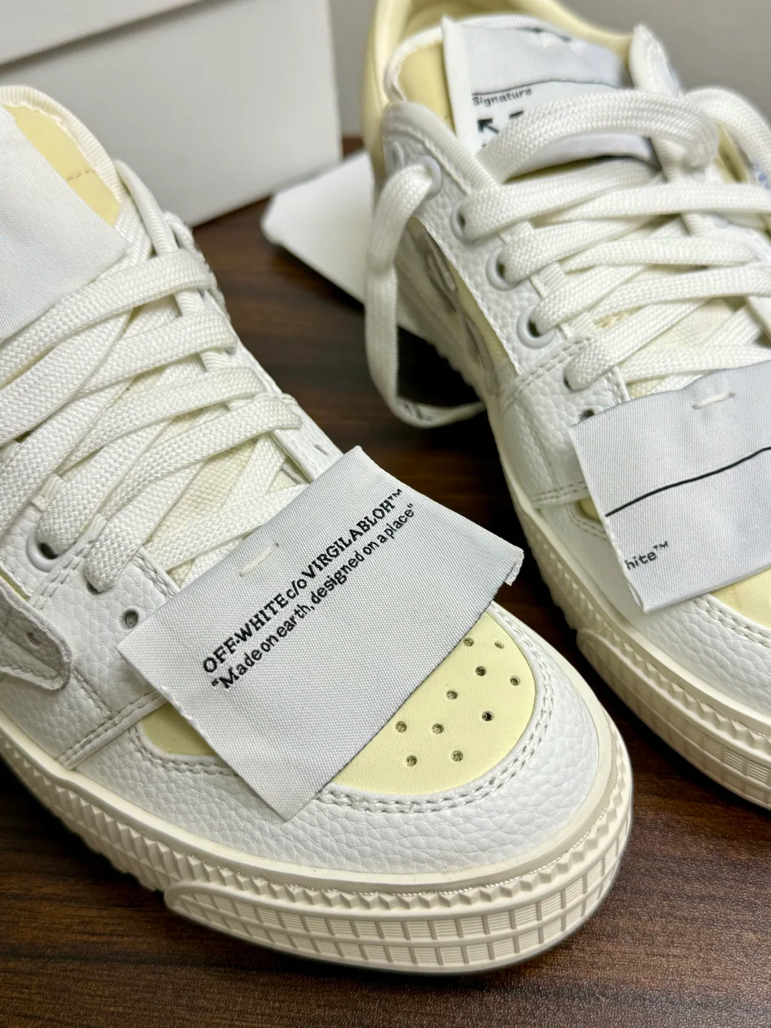 Кроссовки Женские Off-White 18943154