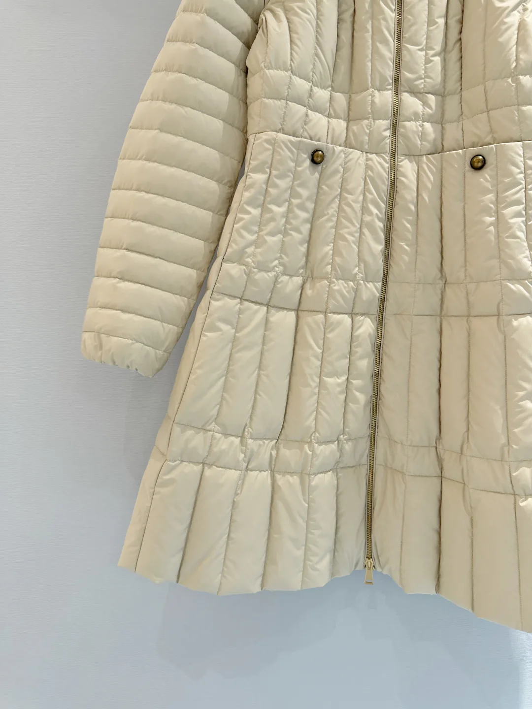 Куртки И Пуховики Женские Moncler 18440099