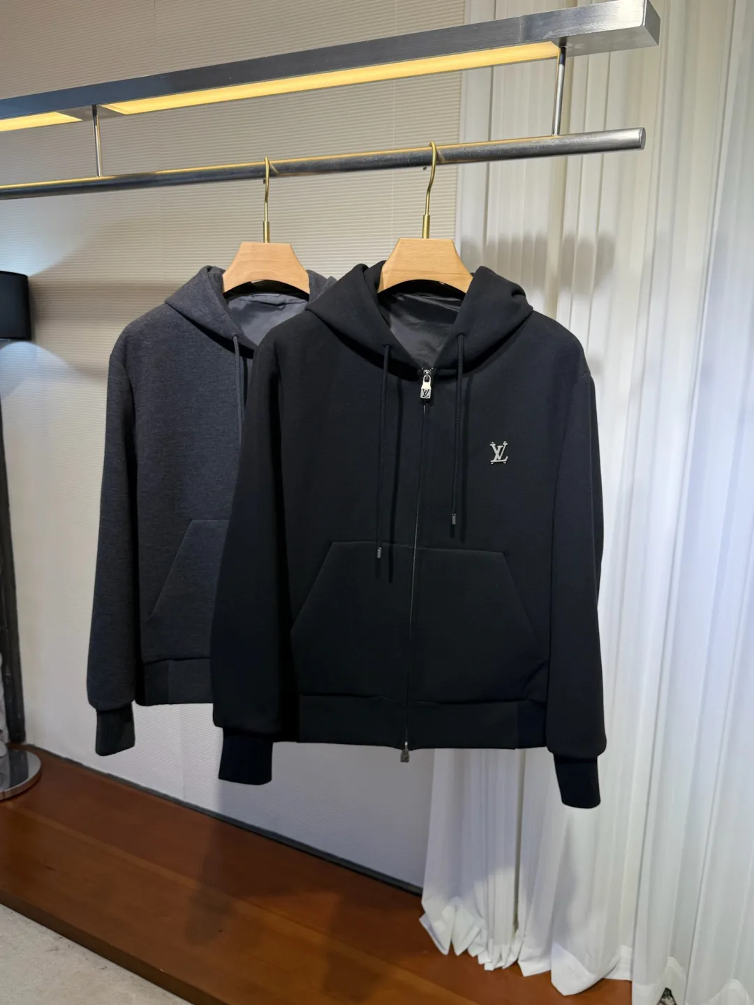 Куртки И Пуховики Мужские Louis Vuitton 5071690