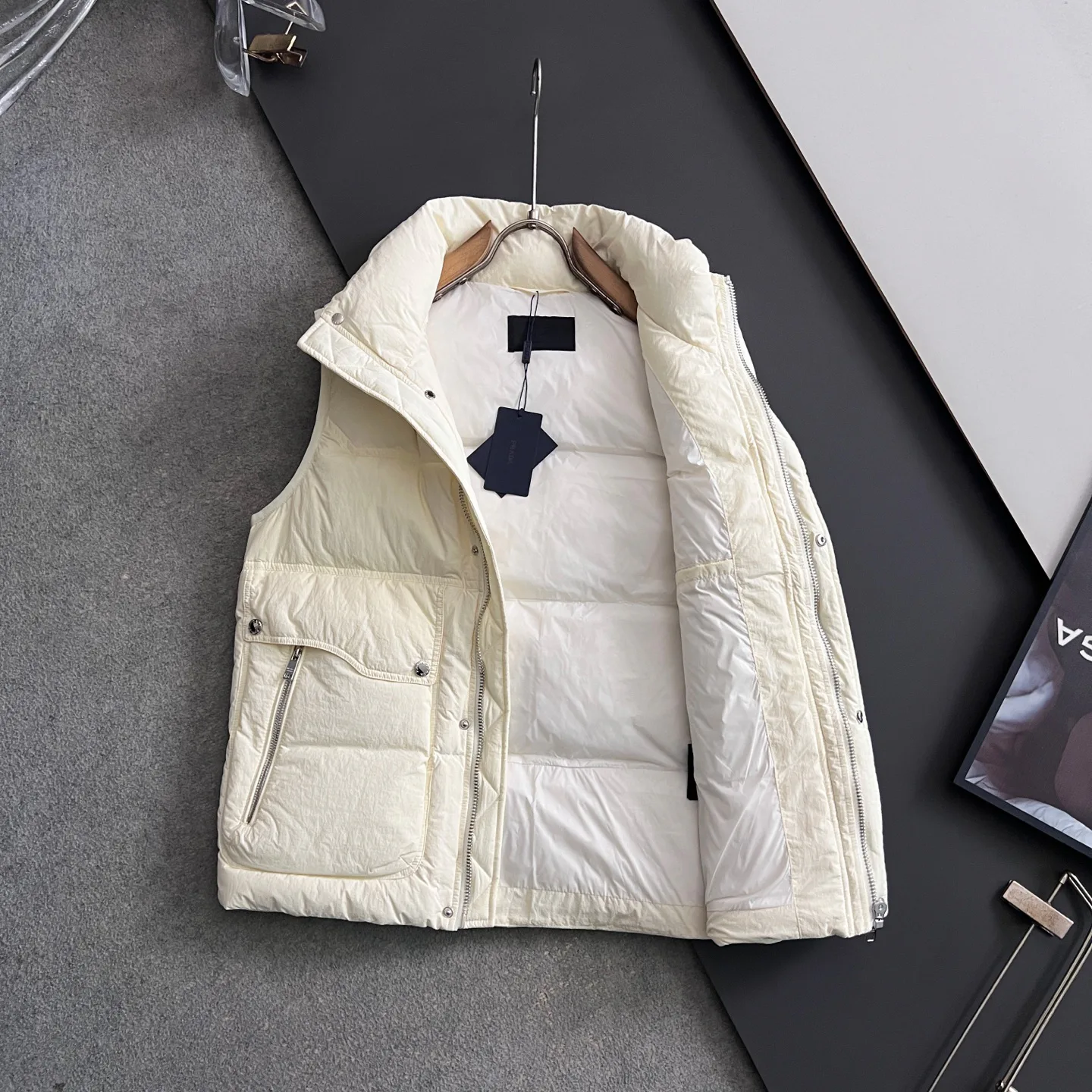 Жилеты Женские Prada 4348202