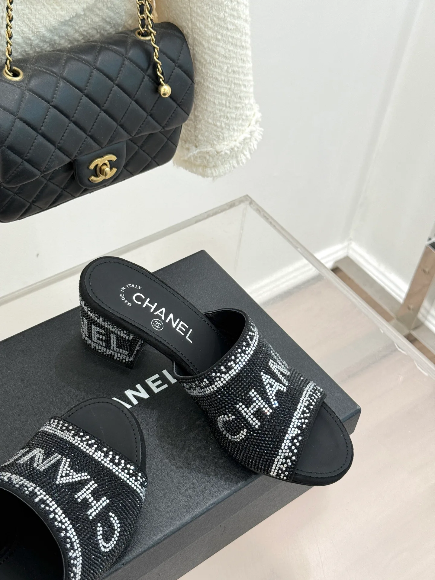 Шлепанцы Женские Chanel 9499385