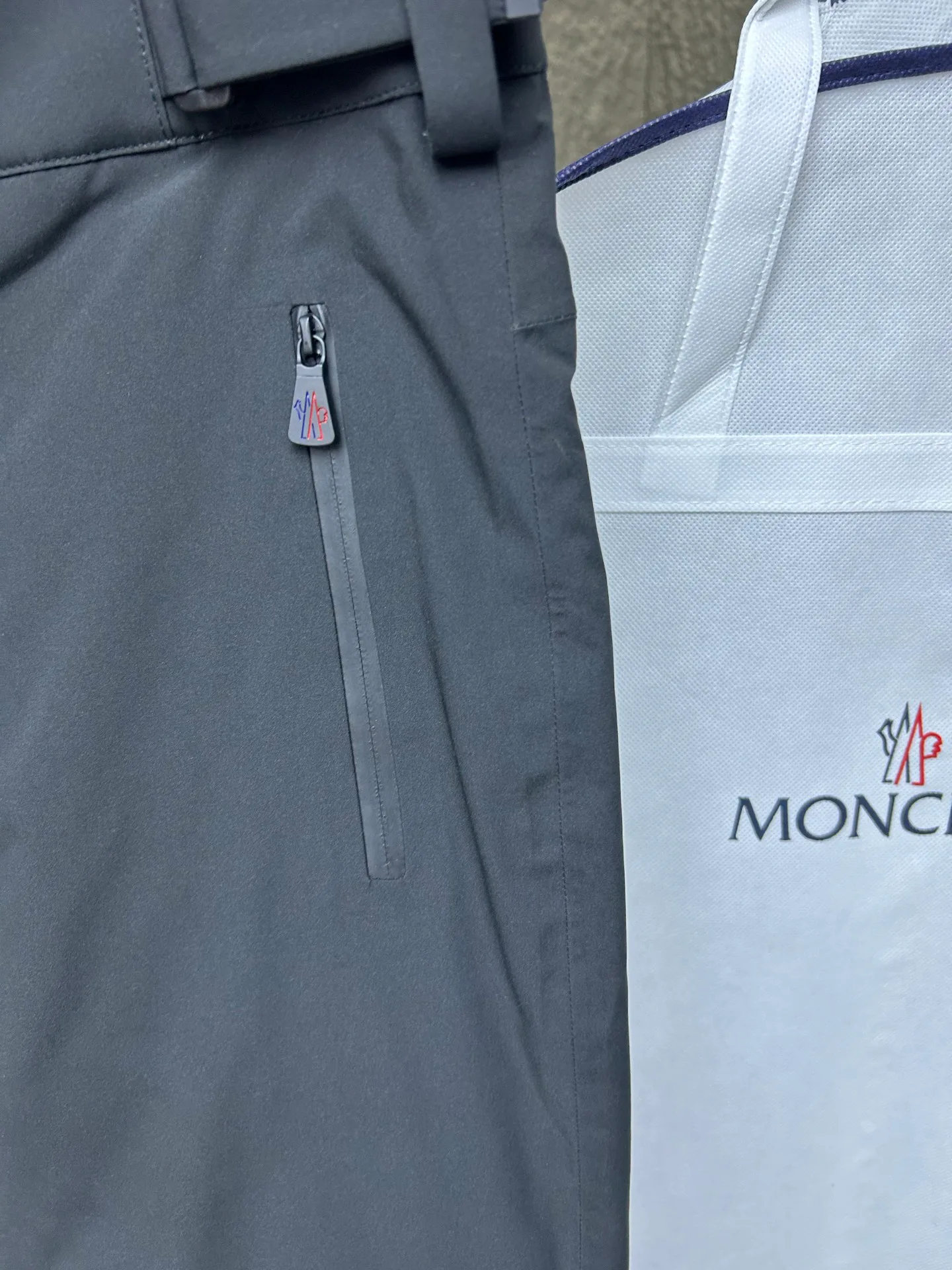 Брюки Женские Moncler 170443
