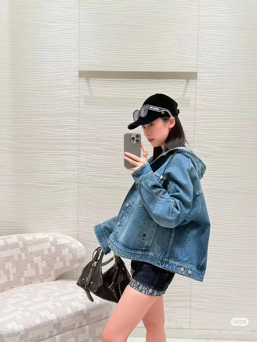 Куртки И Пуховики Женские Christian Dior 30127