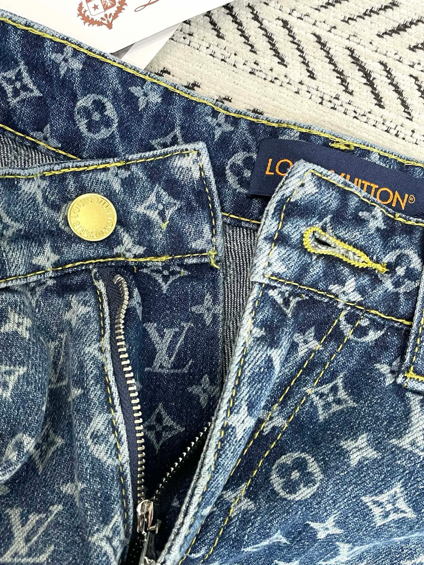 Шорты Женские Louis Vuitton 11691694