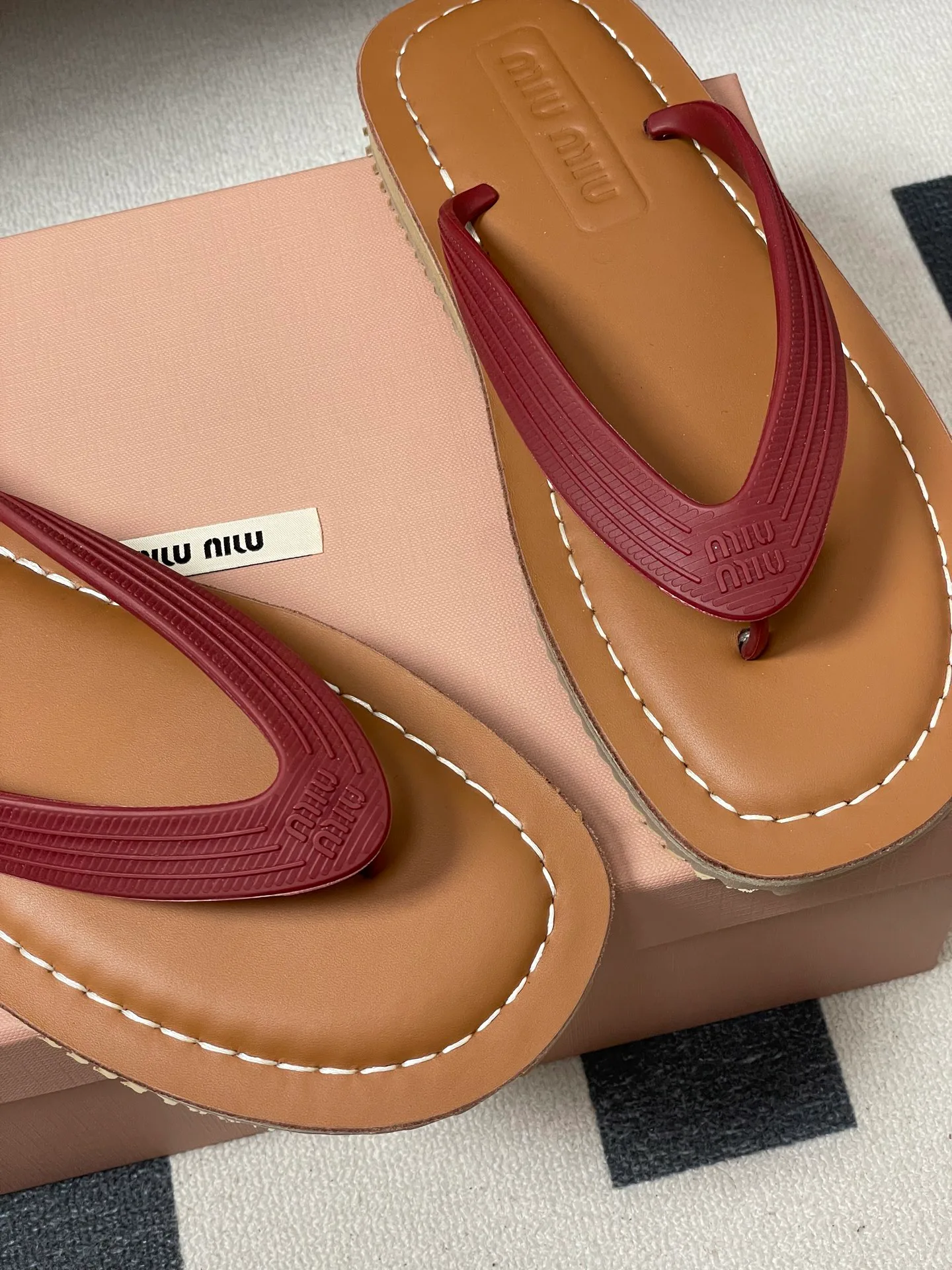 Шлепанцы Женские Miu Miu 13343855