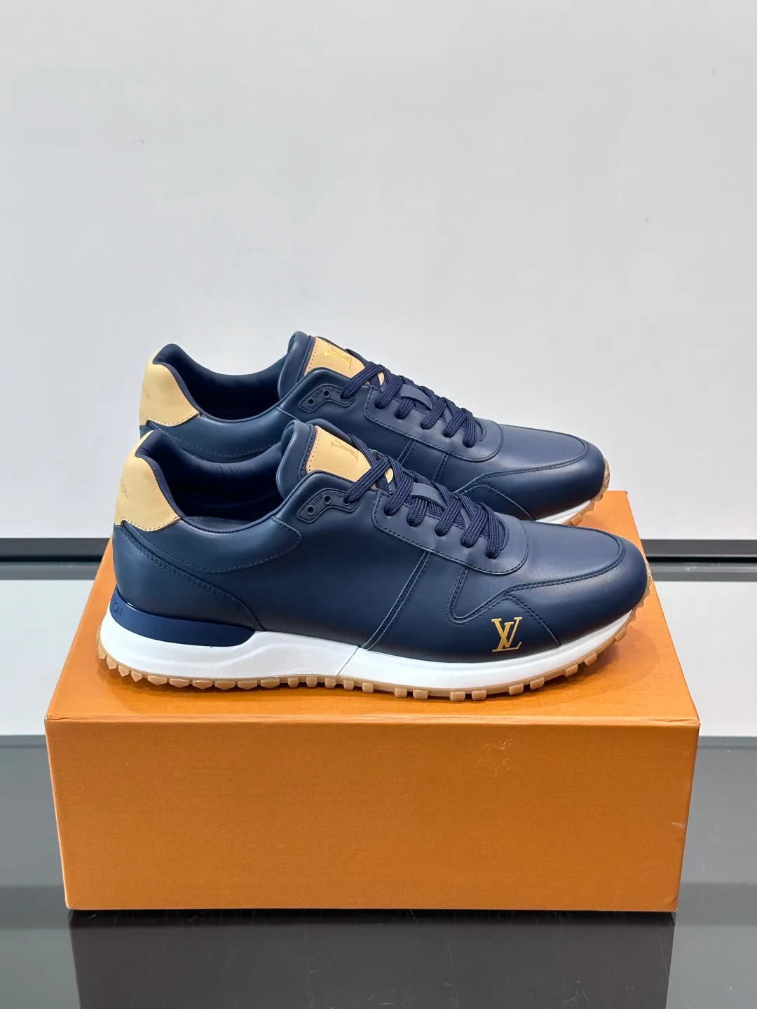 Кроссовки Мужские Louis Vuitton 1002631