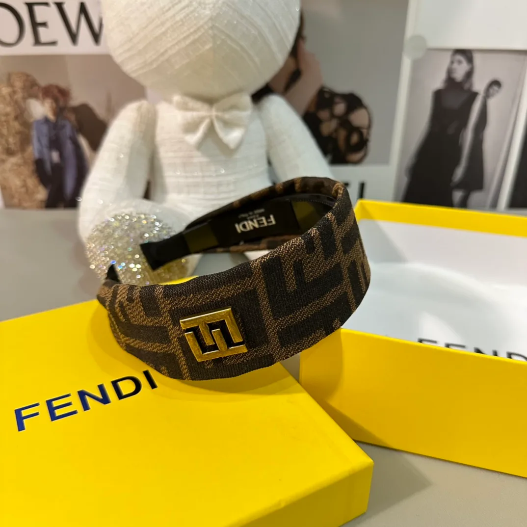 Бижутерия Fendi 17829