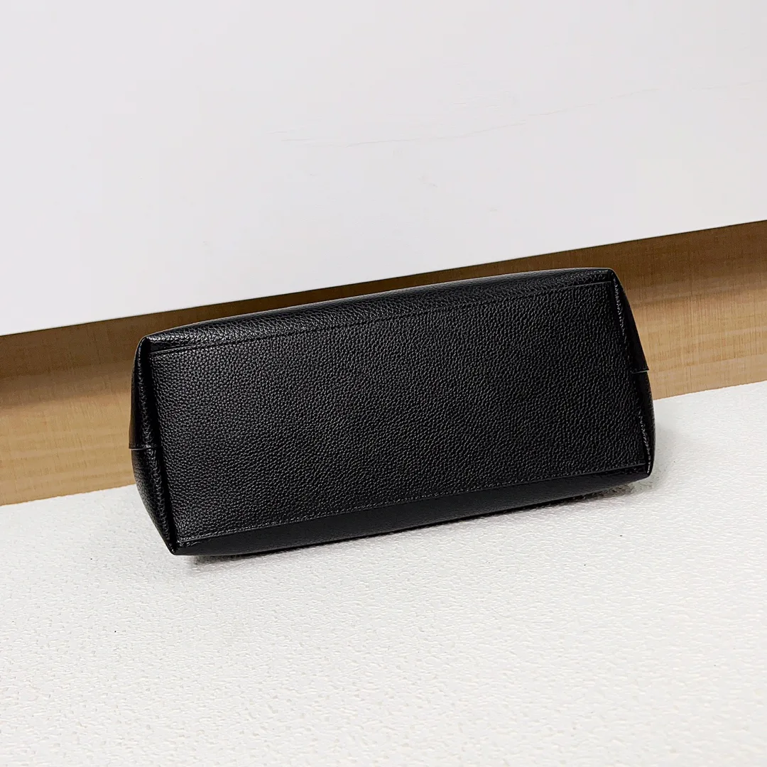 Классические Сумки Женские Coach 11603715