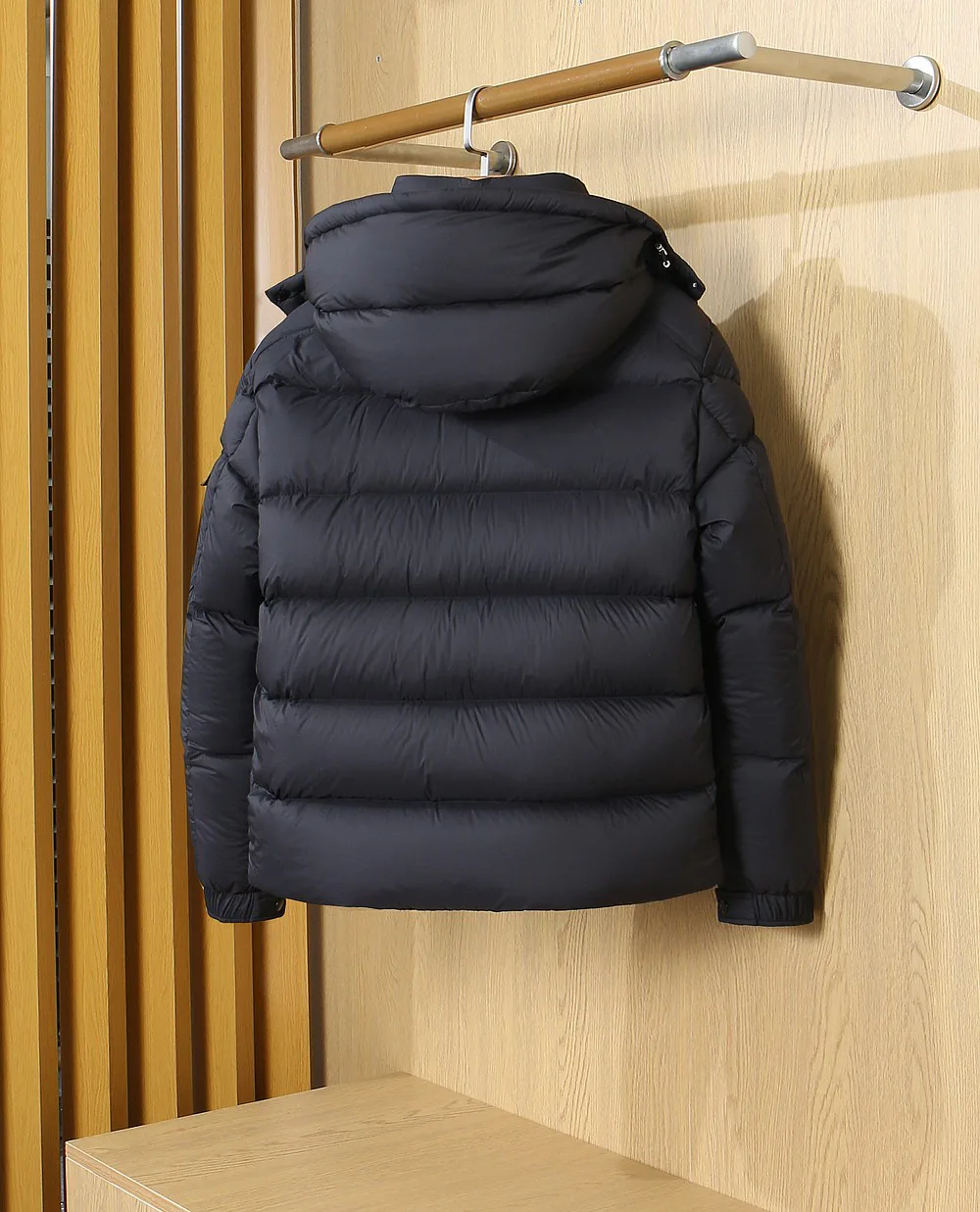 Куртки И Пуховики Женские Moncler 18729136