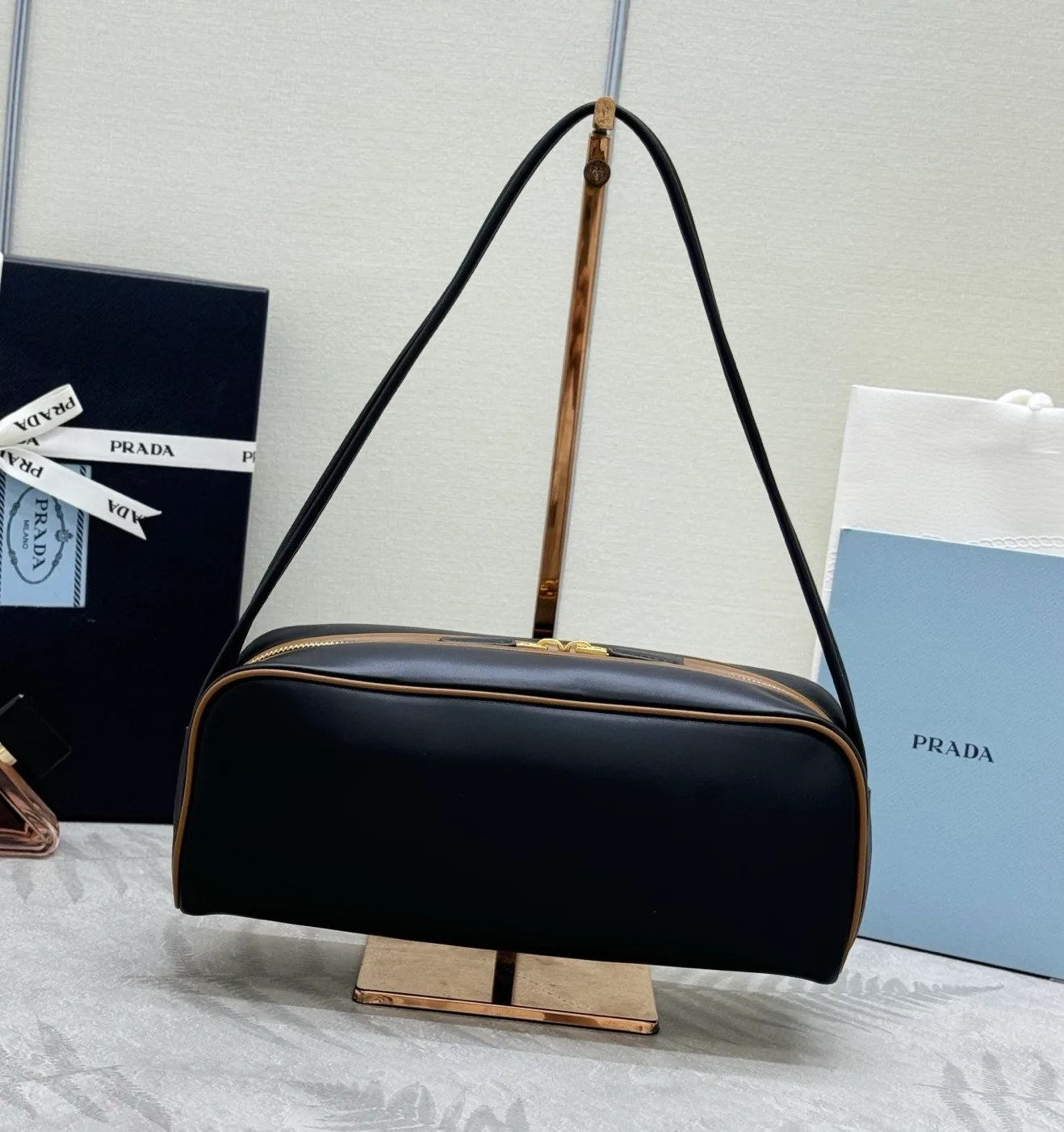 Классические Сумки Женские Prada 5029128