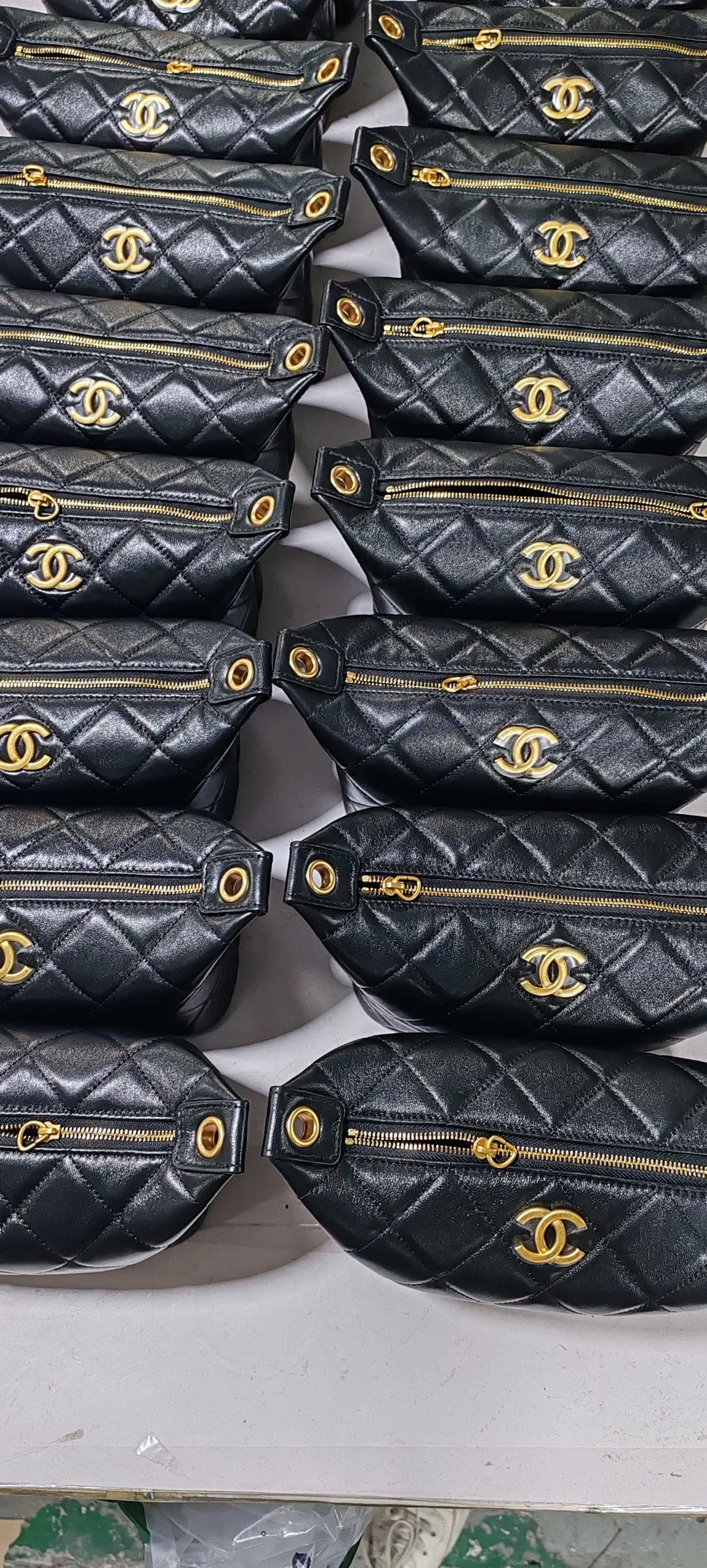 Классические Сумки Женские Chanel 10395167