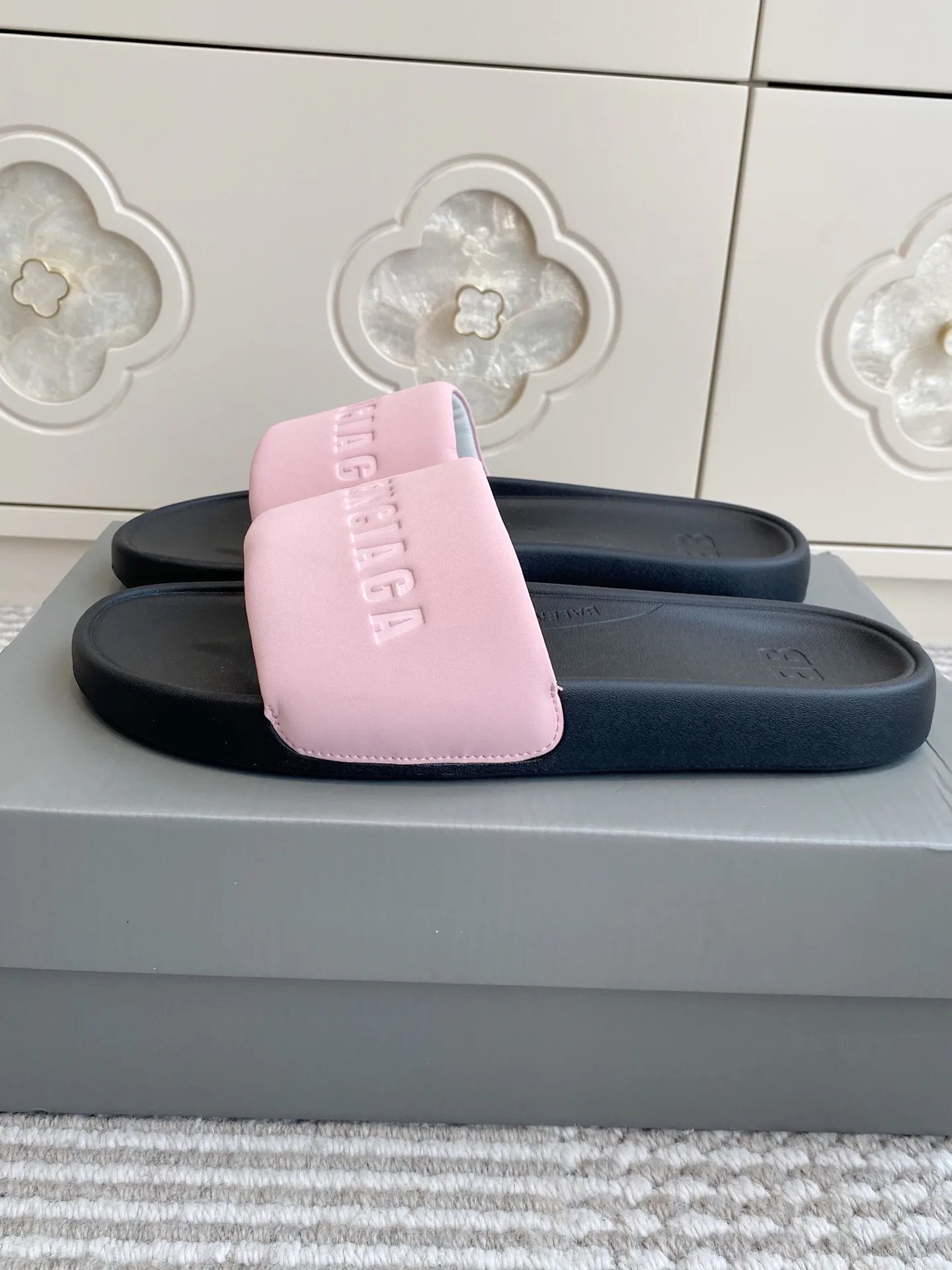 Шлепанцы Женские Balenciaga 11430326