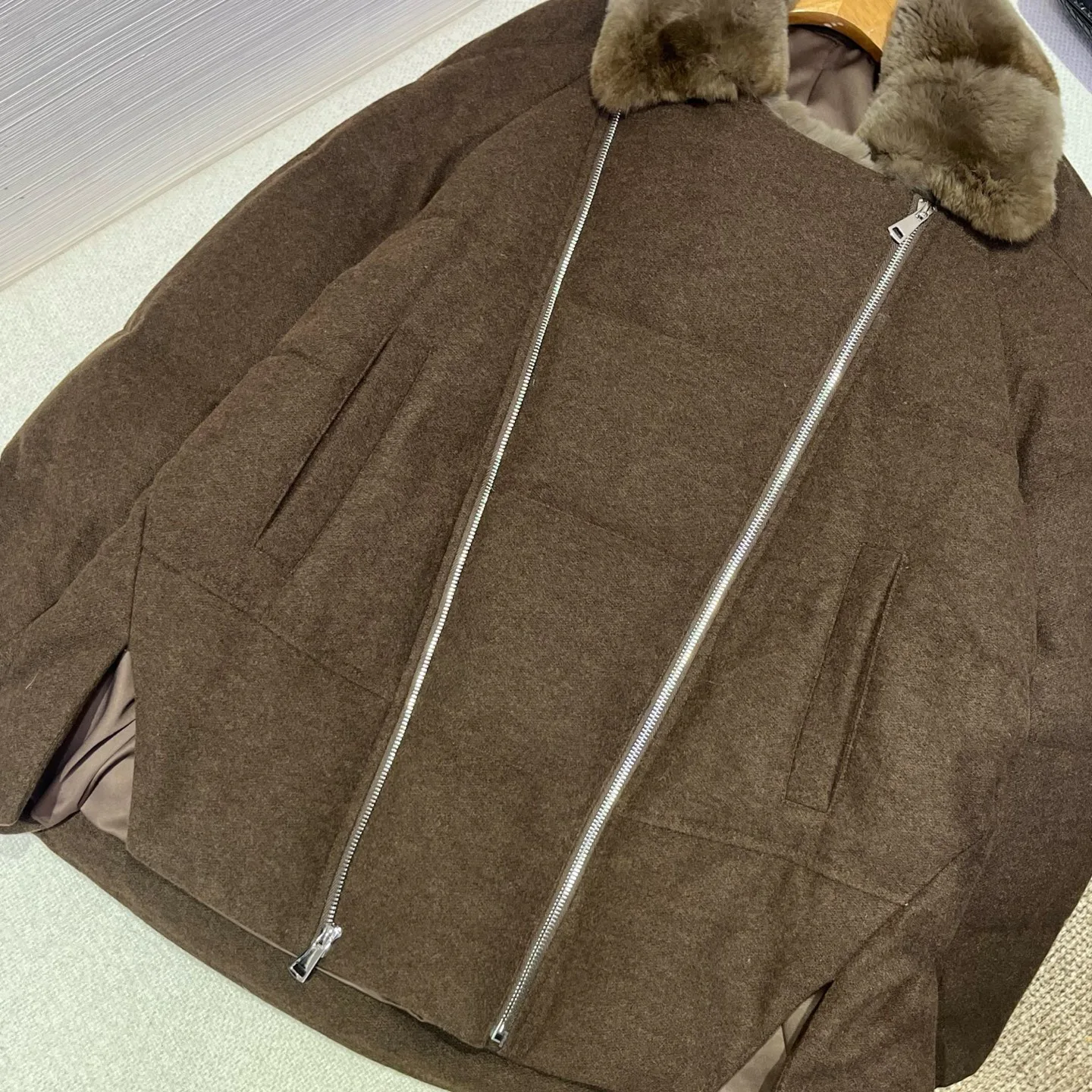 Куртки И Пуховики Женские Loro Piana 19532444