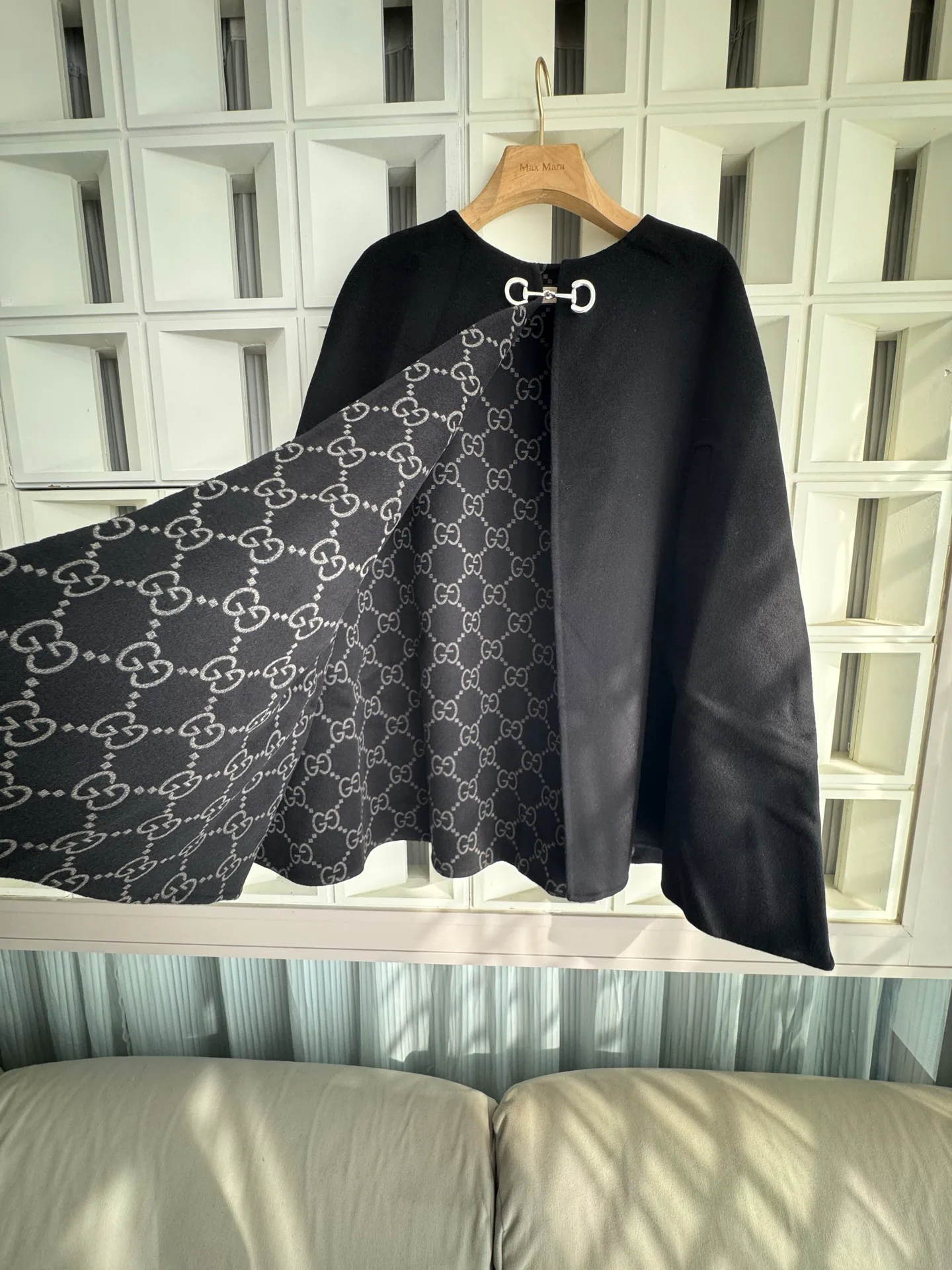 Пальто Женские Gucci 18361603
