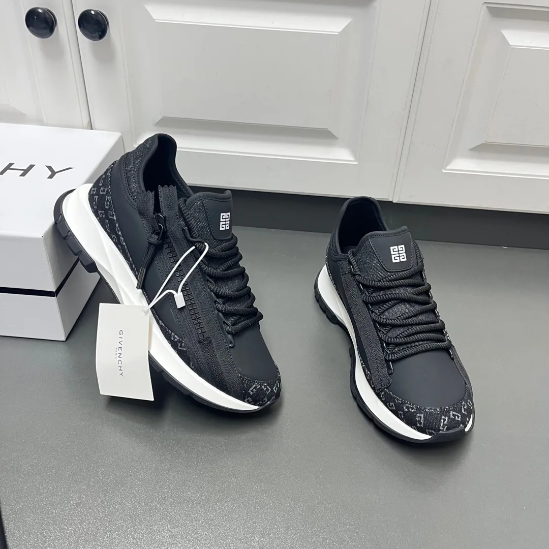 Кроссовки Мужские Givenchy 18500199