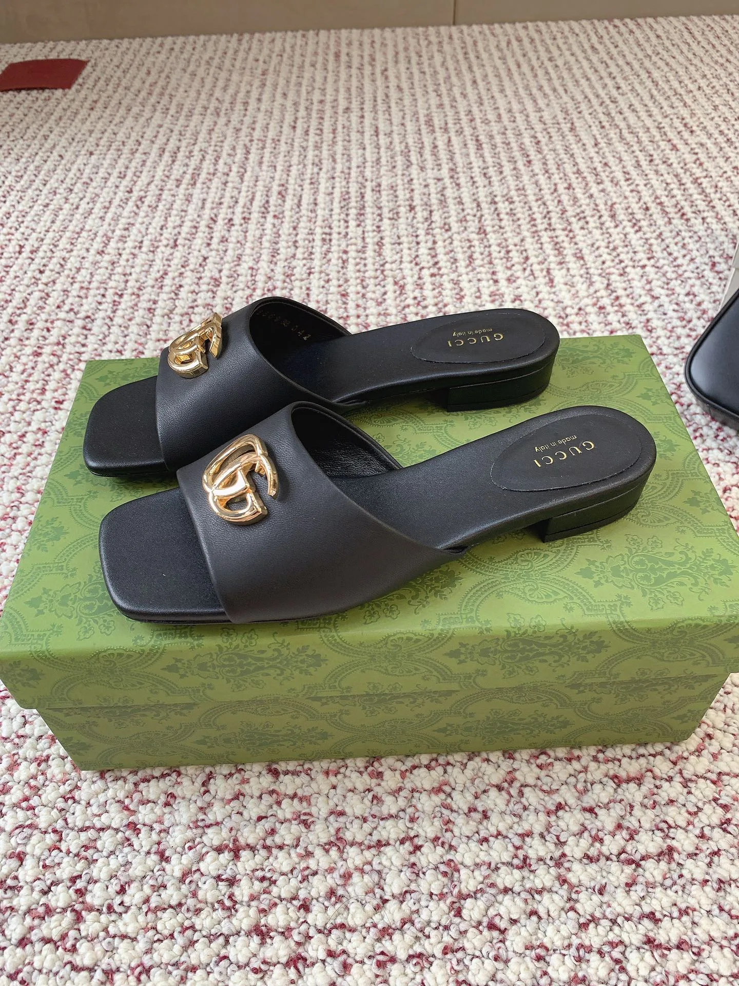 Босоножки Женские Gucci 13438267