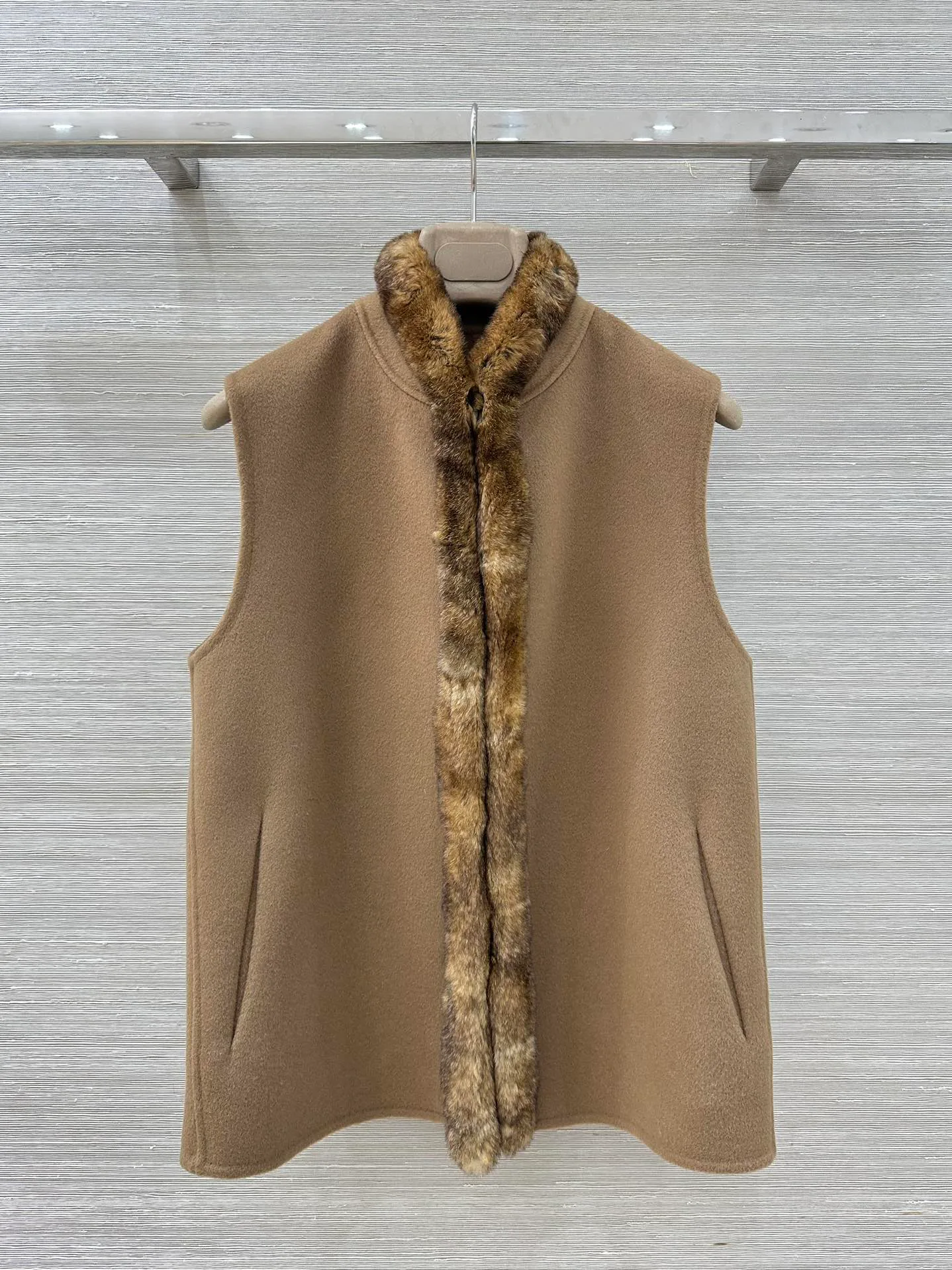 Жилеты Женские Loro Piana 3347660