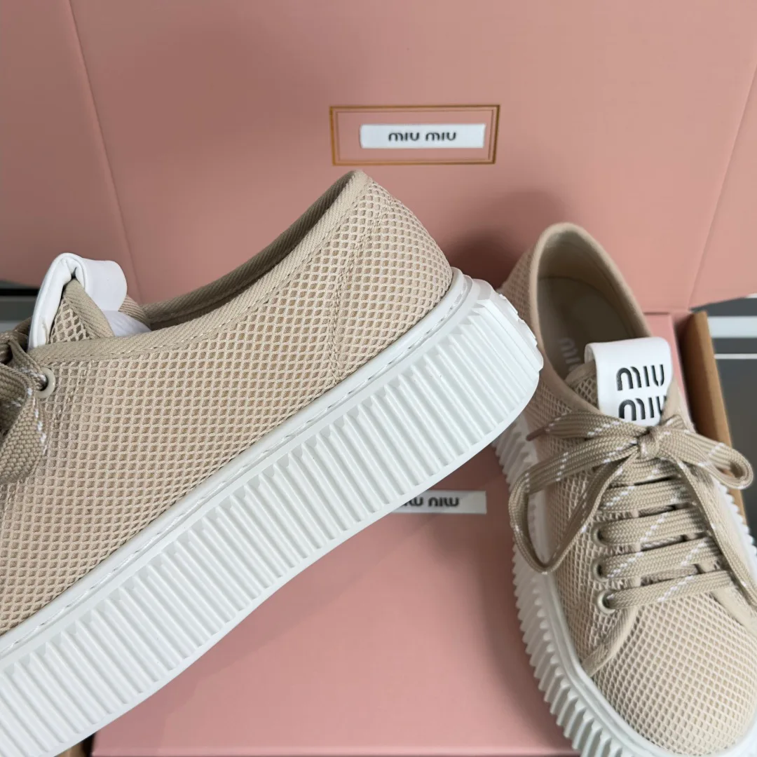 Кроссовки Женские Miu Miu 12641185