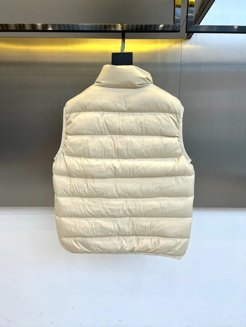 Жилеты Женские Moncler 273175