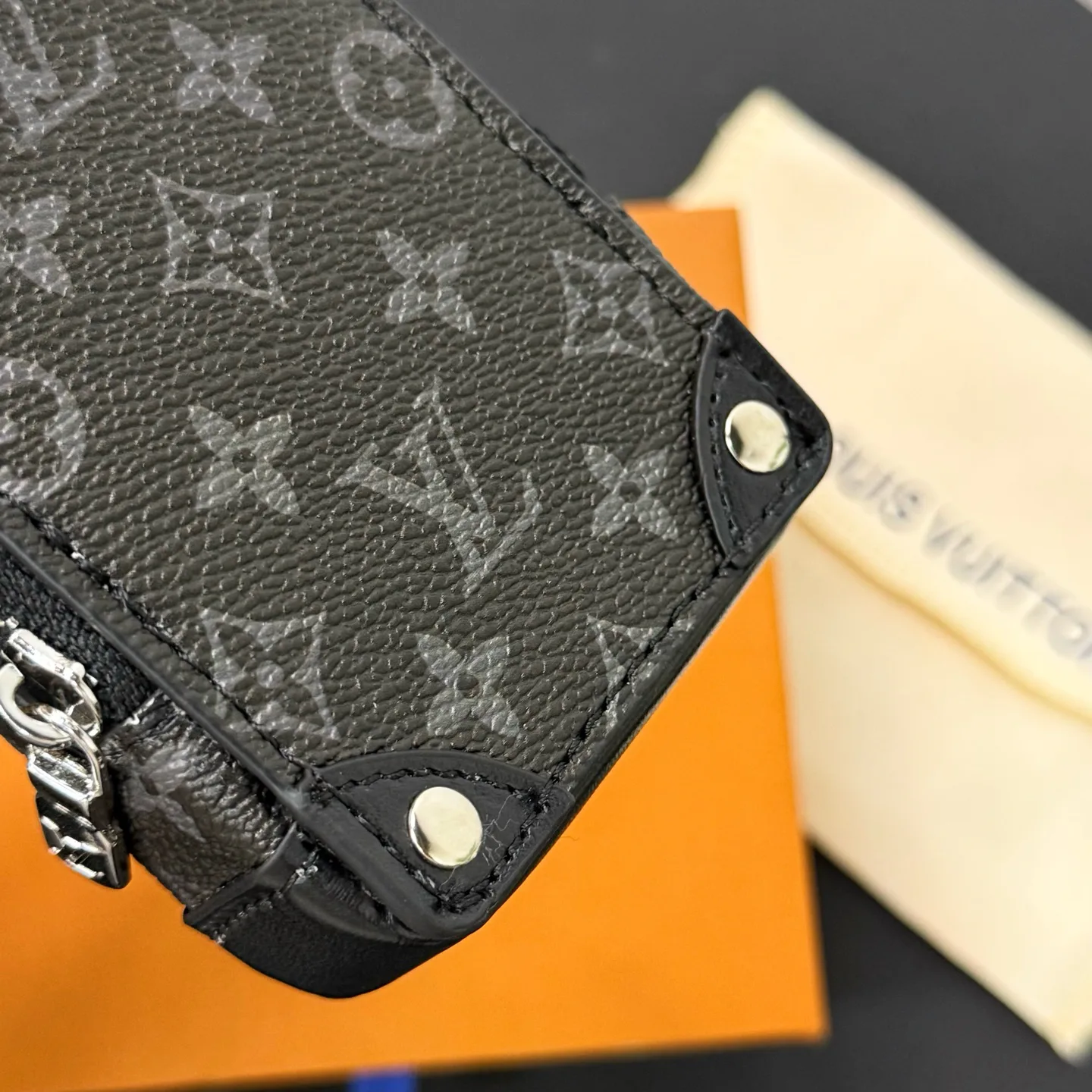 Клатчи Женские Louis Vuitton 13271461