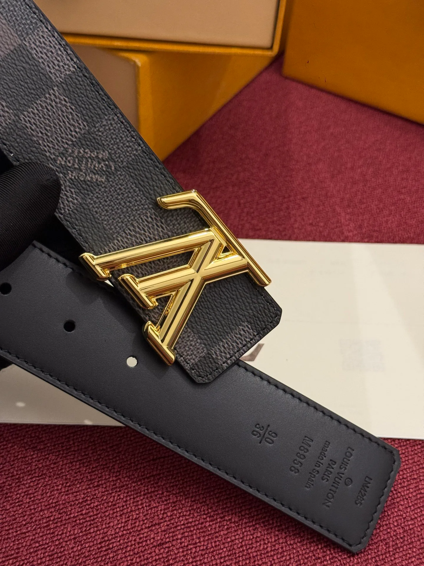 Ремни Louis Vuitton 17623390
