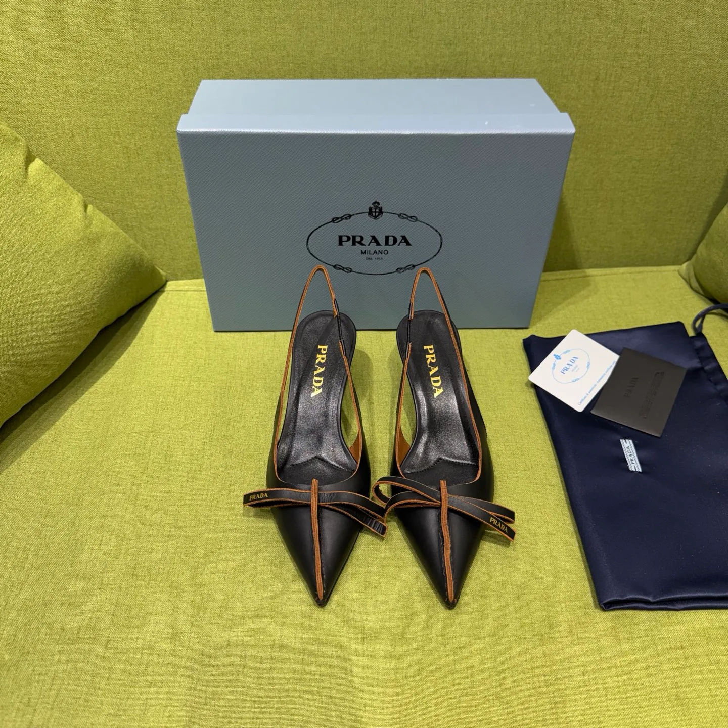 Туфли Женские Prada 18709013
