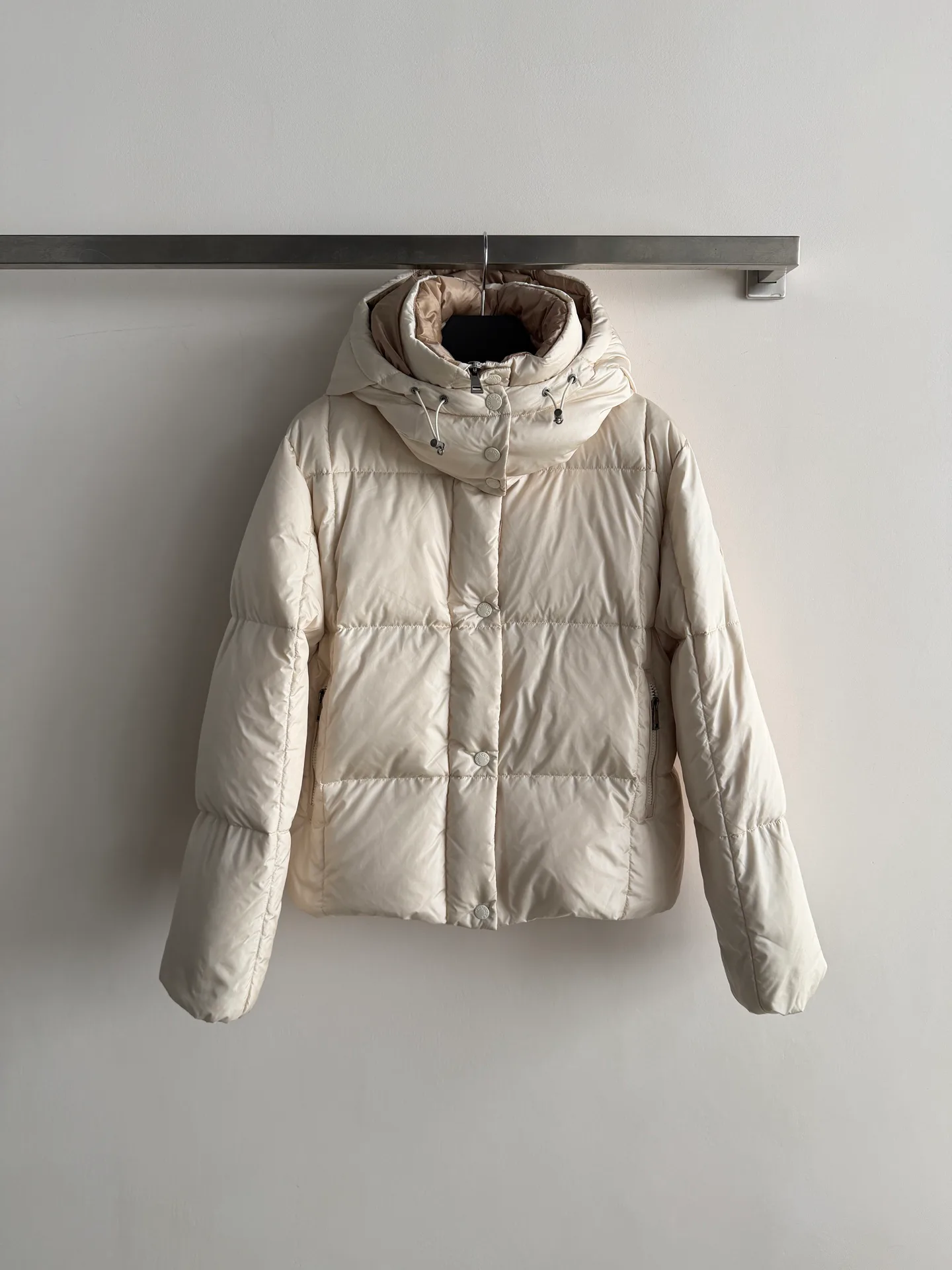 Куртки И Пуховики Женские Moncler 20093085
