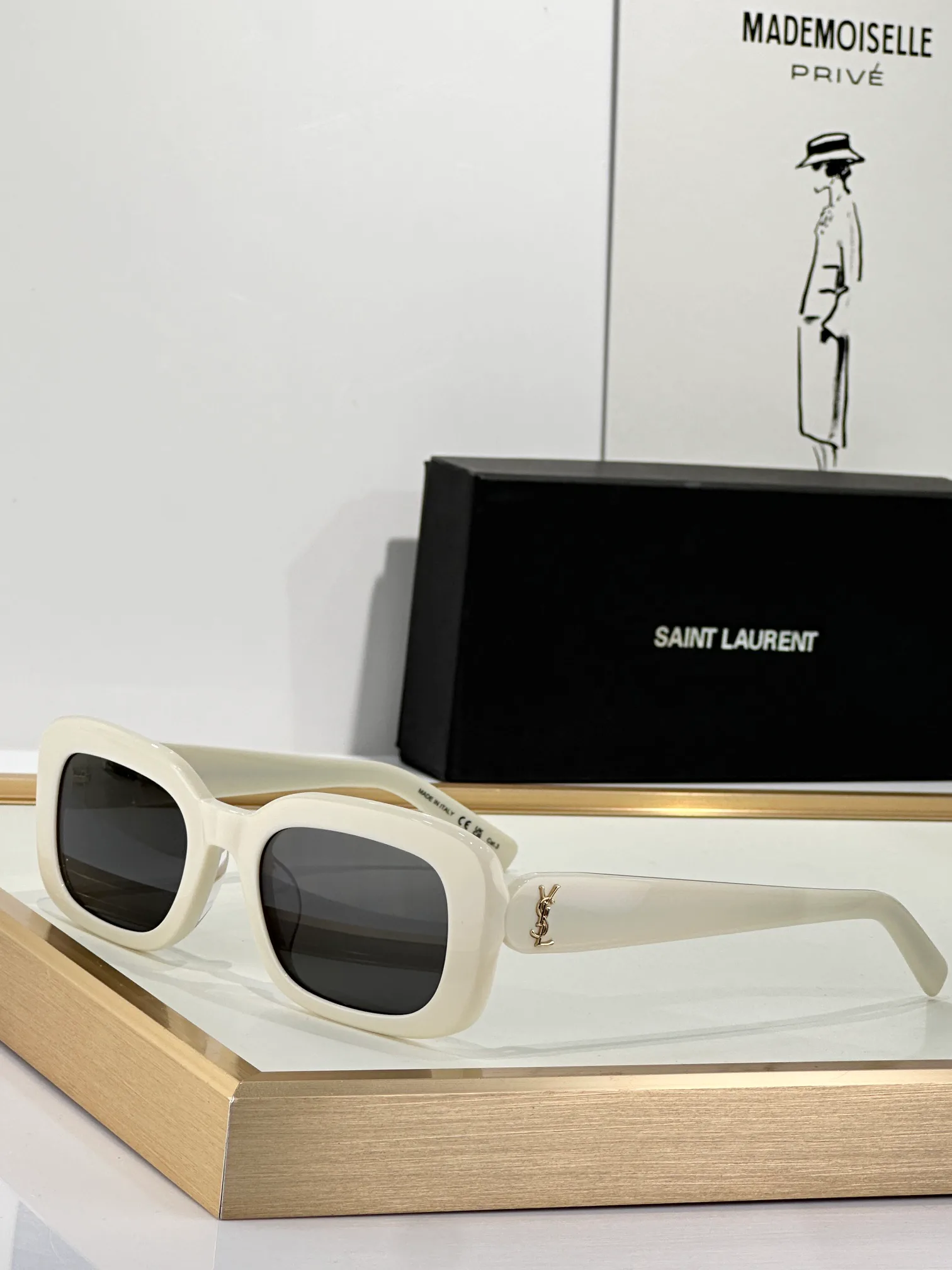 Очки Saint Laurent 17949304