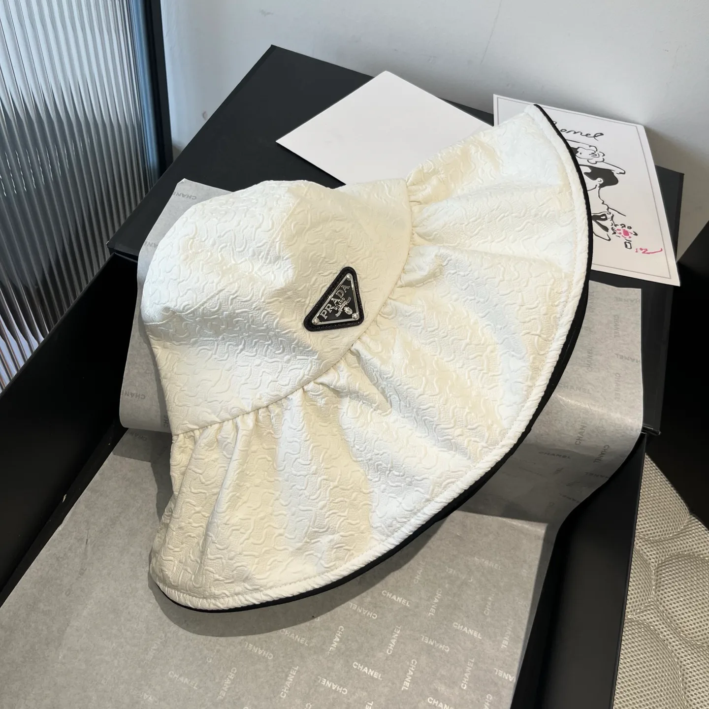 Головные Уборы Prada 20999