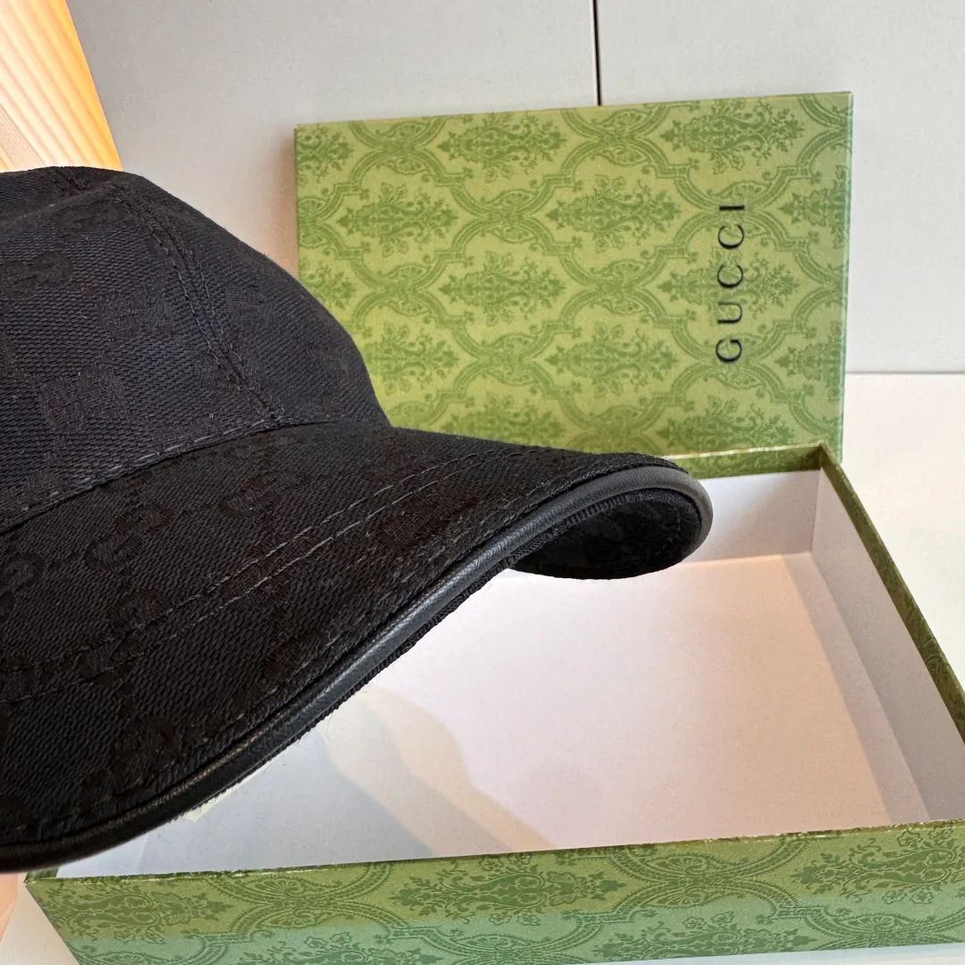 Головные Уборы Gucci 18347106