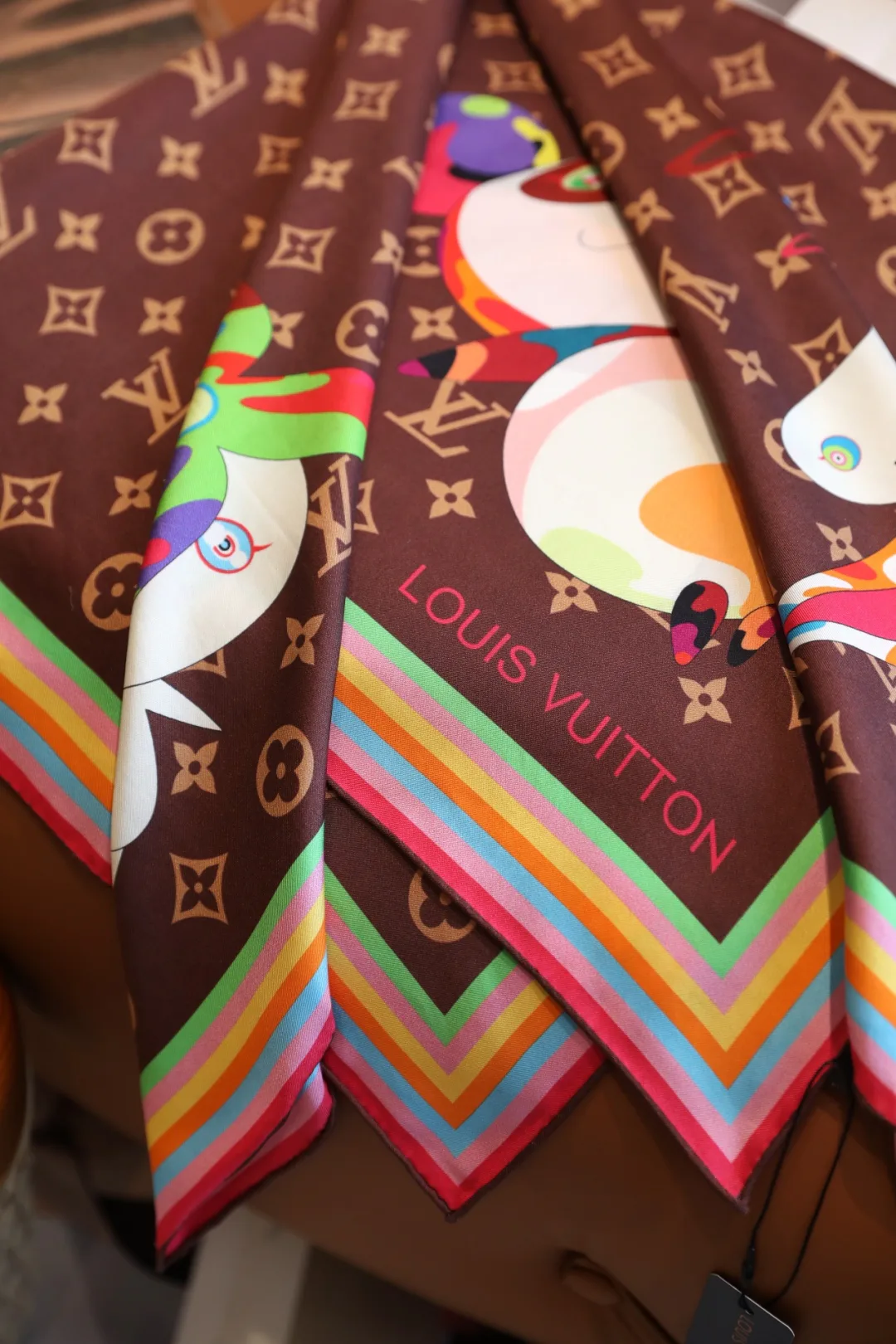 Шарфы Louis Vuitton 23052