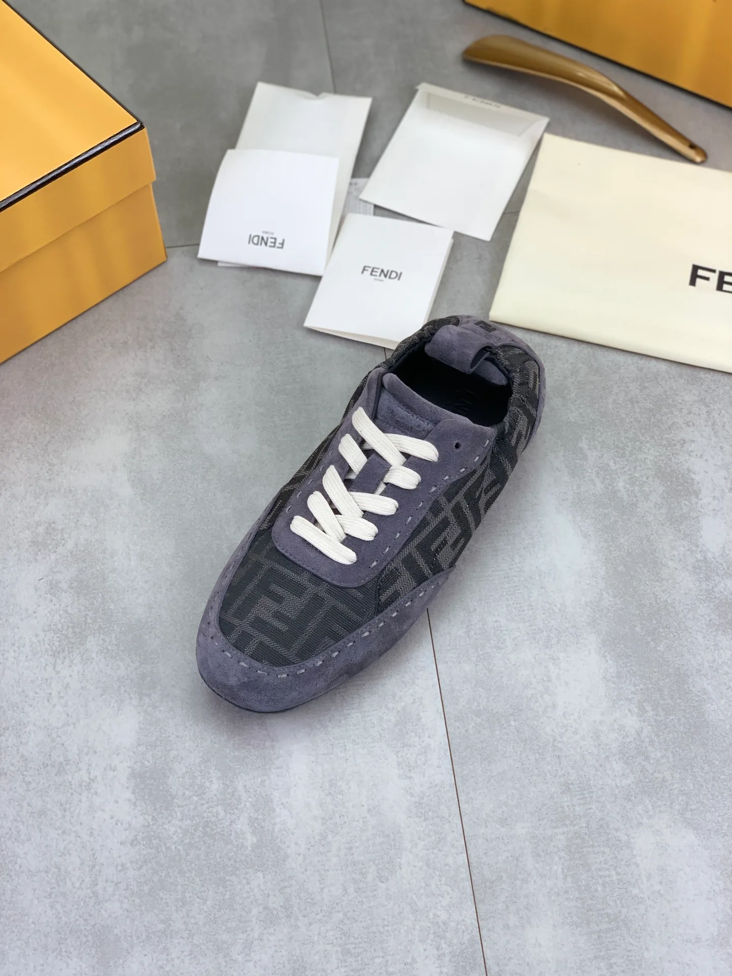 Кроссовки Мужские Fendi 13428279