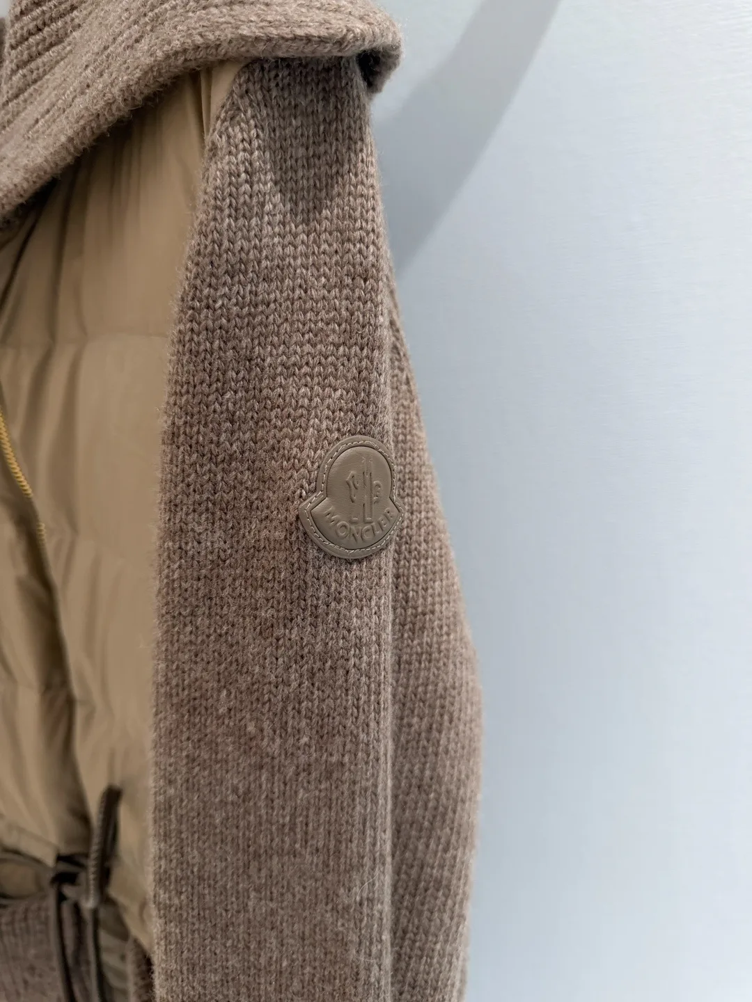 Куртки И Пуховики Женские Moncler 18439965