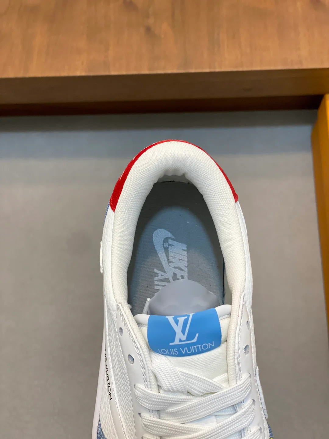 Кроссовки Мужские Louis Vuitton 162948