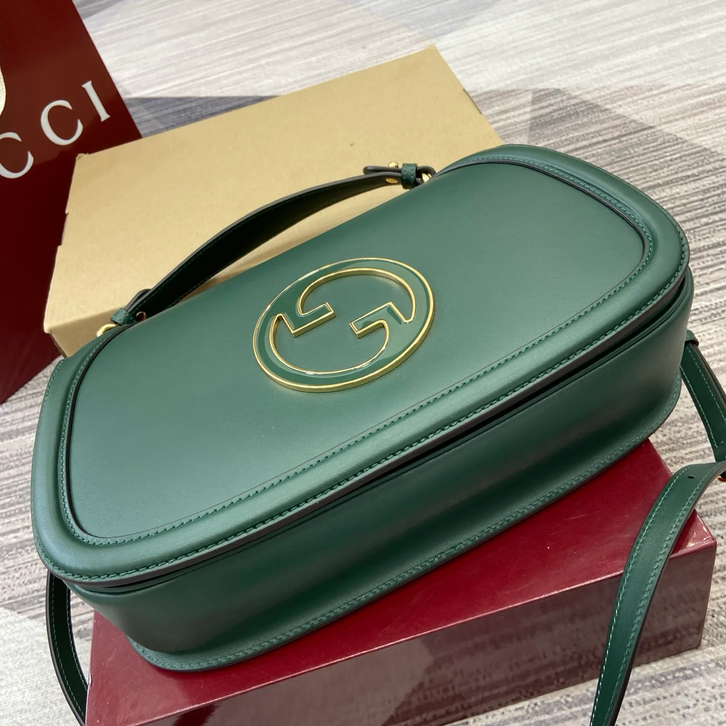 Сумки На Ремне Женские Gucci 691386