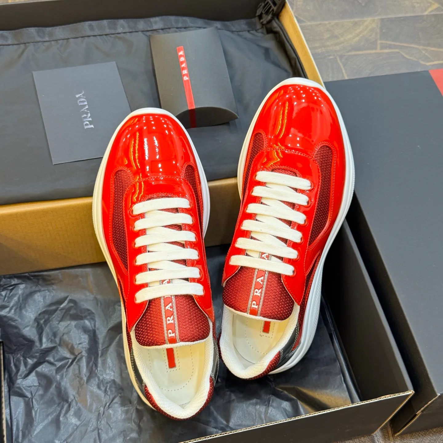 Кроссовки Женские Prada 18267050