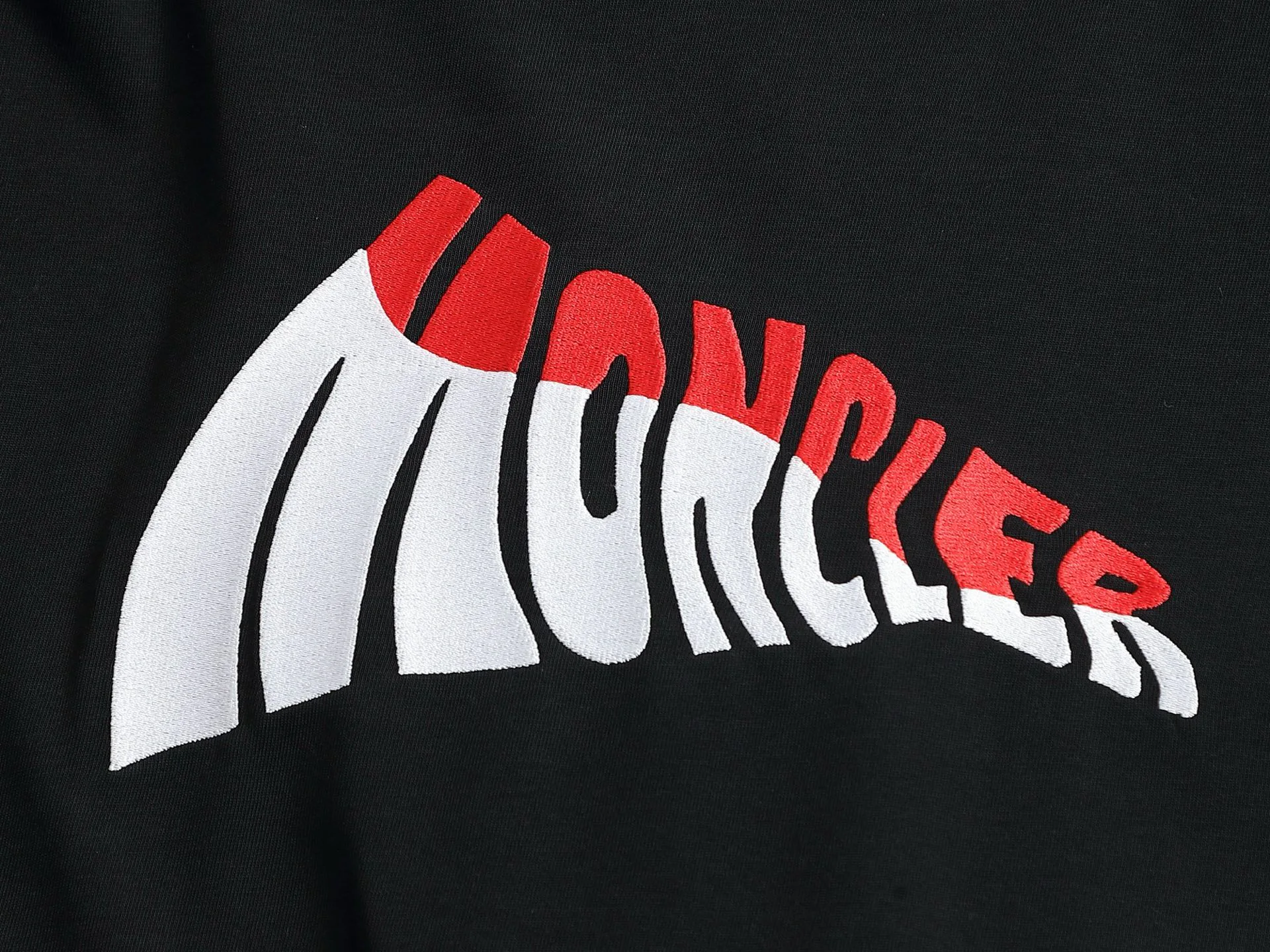 Футболки Женские Moncler 1617512