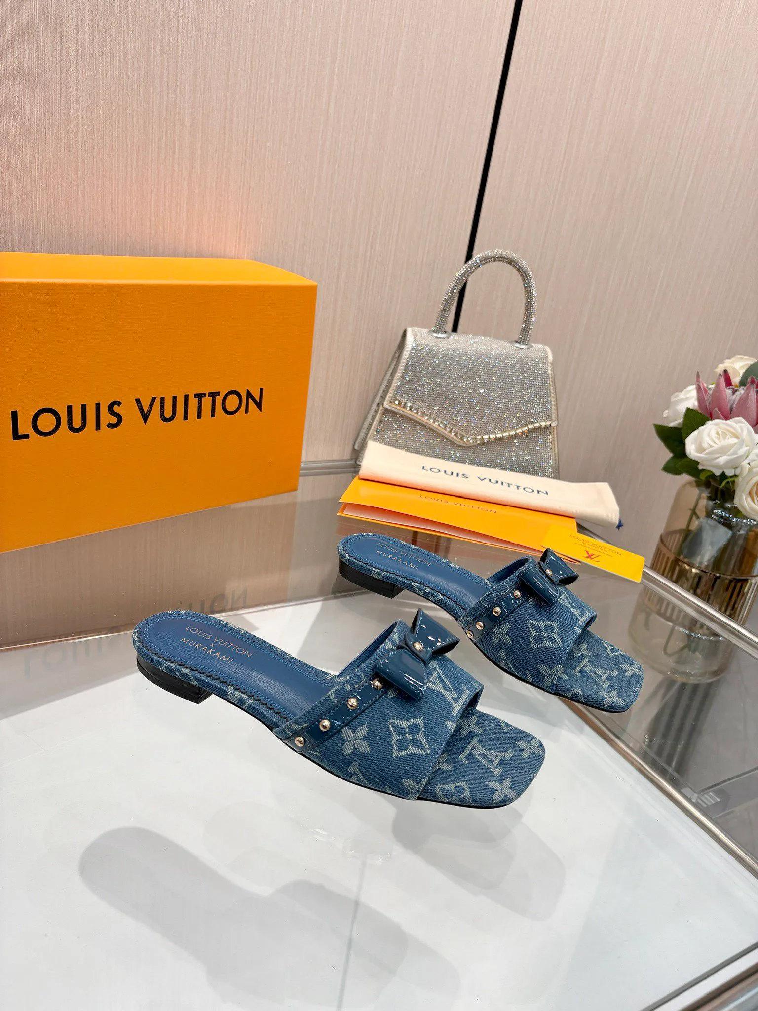 Шлепанцы Женские Louis Vuitton 19205