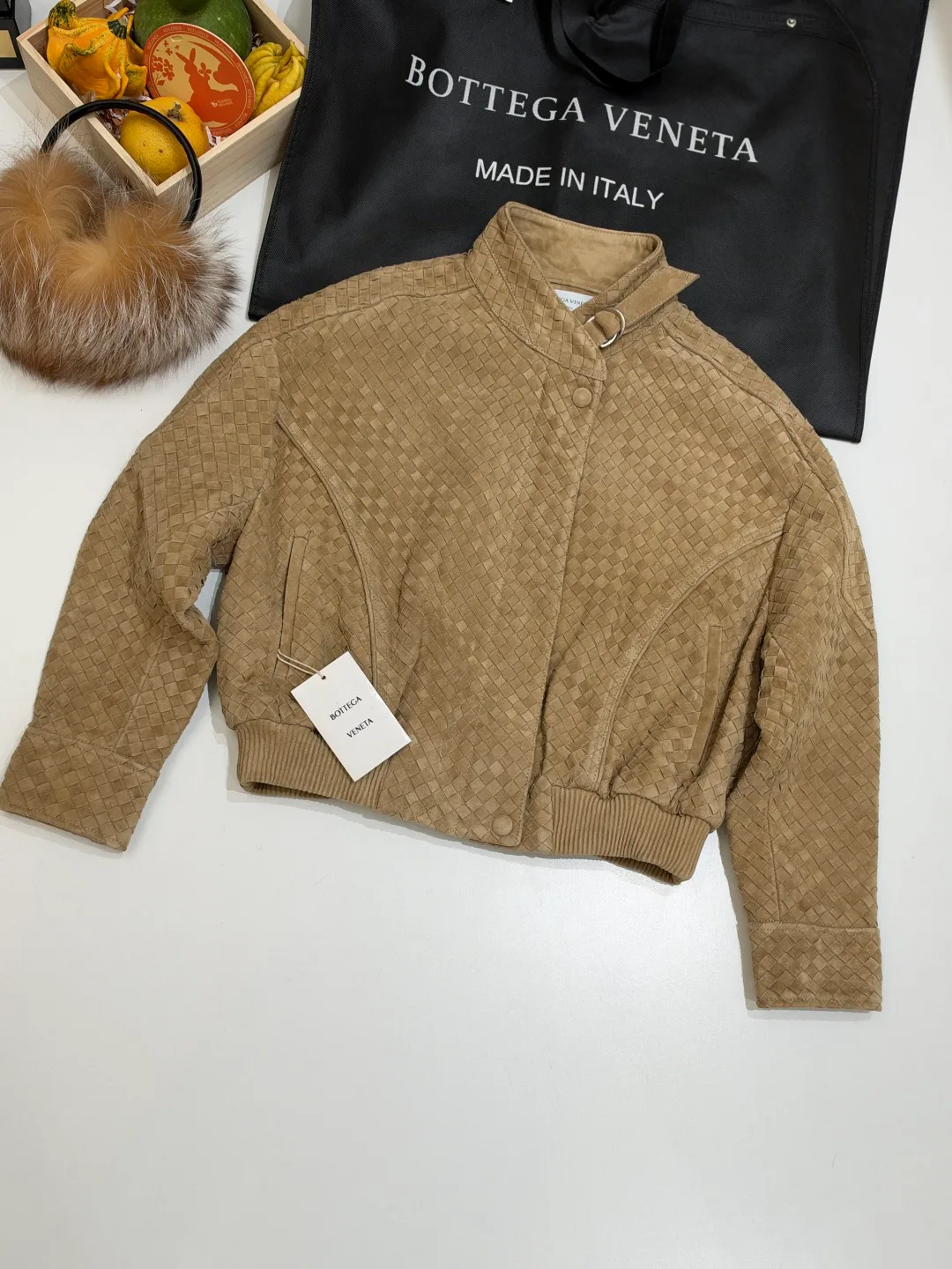 Кожаные Куртки И Дублёнки Женские Bottega Veneta 19001538