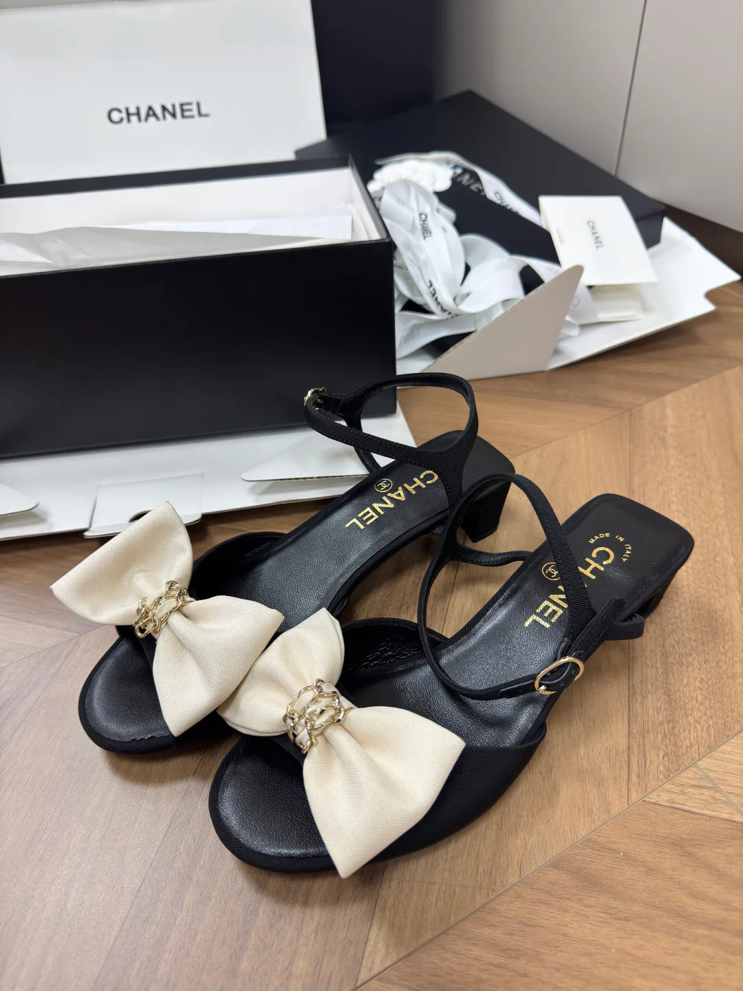 Босоножки Женские Chanel 11593476