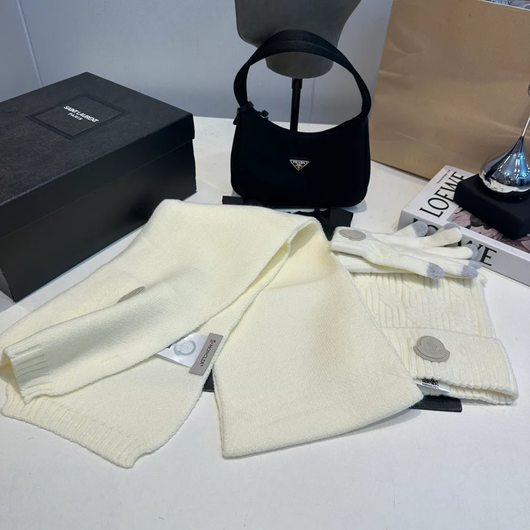 Головные Уборы Moncler 420566