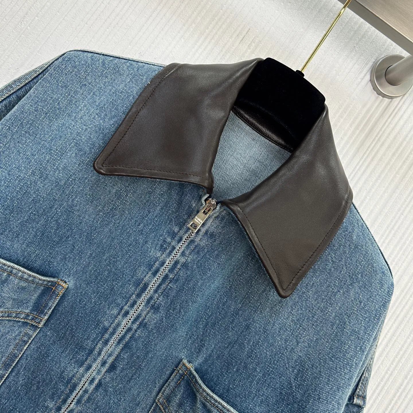 Куртки И Пуховики Женские Prada 18721903
