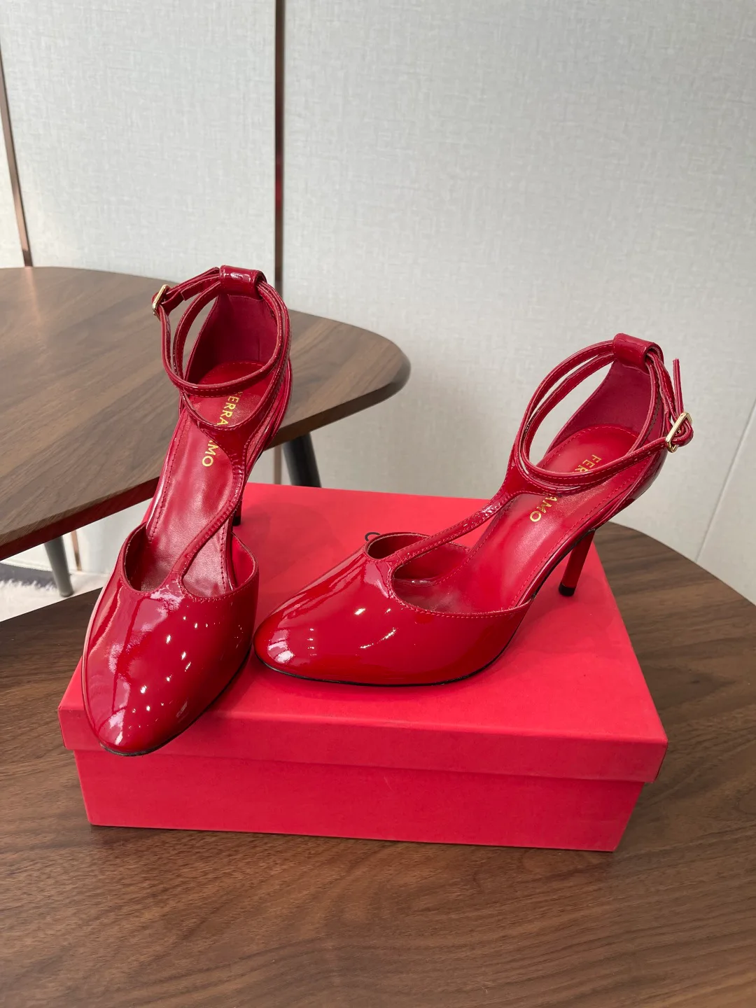 Туфли Женские Salvatore Ferragamo 11966275