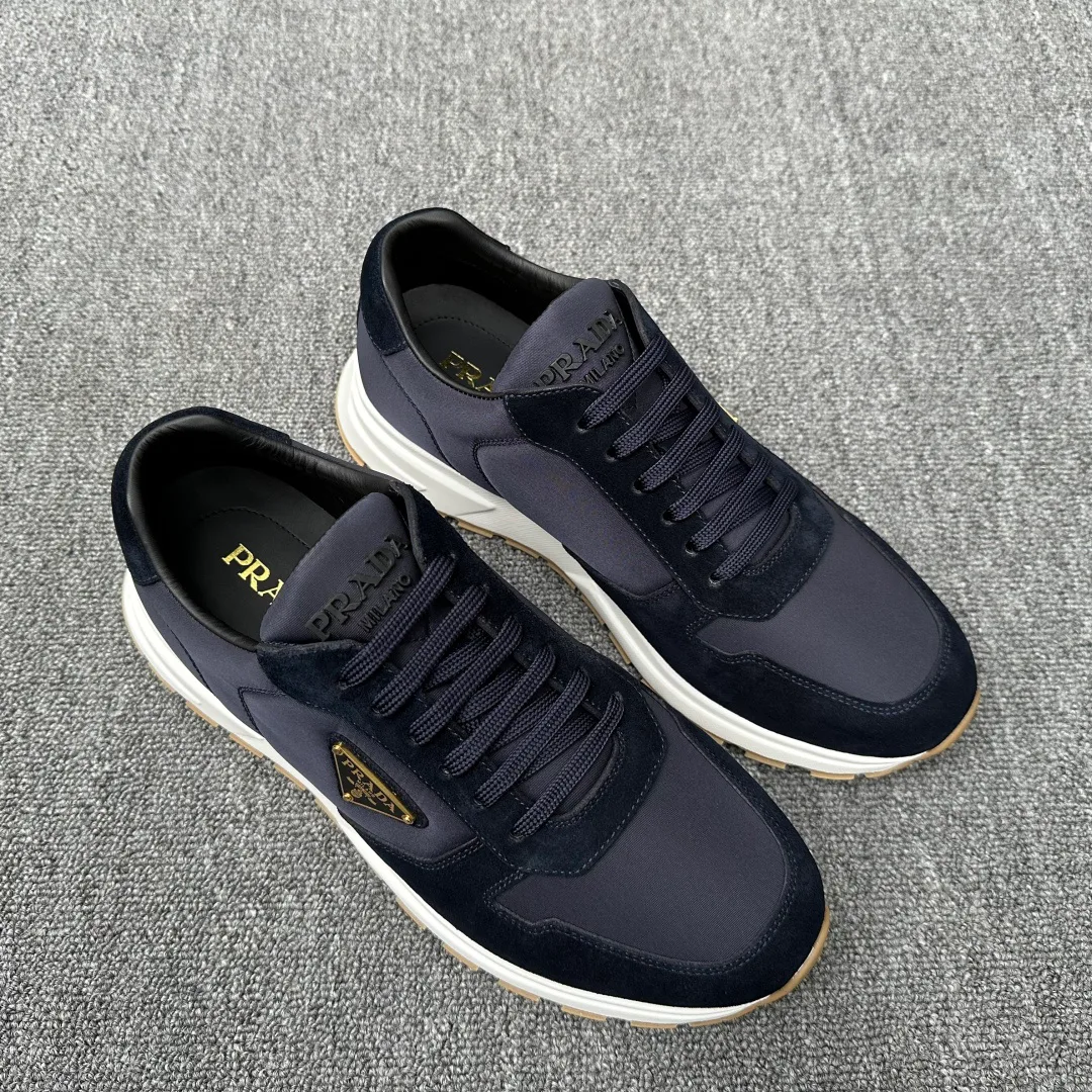 Кроссовки Женские Prada 243056