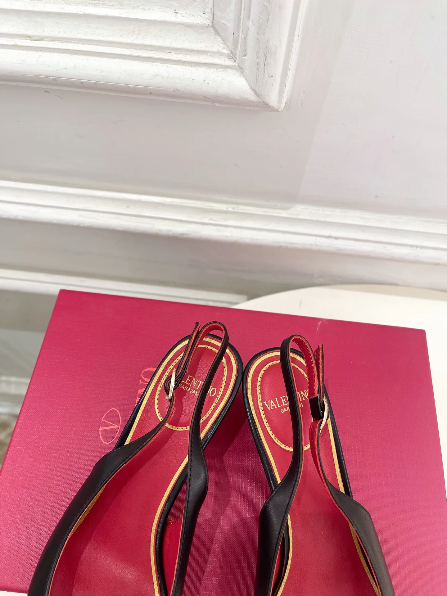 Босоножки Женские Valentino 17482673
