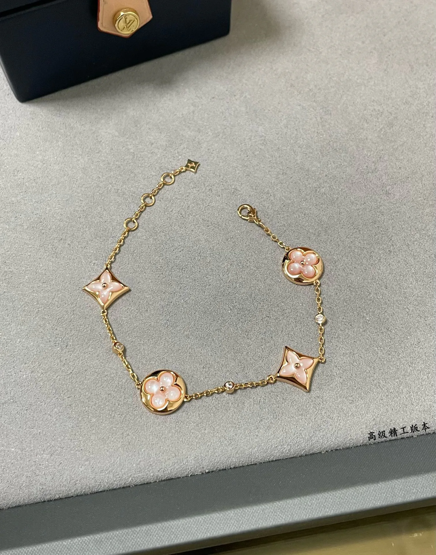 Бижутерия Louis Vuitton 11474360