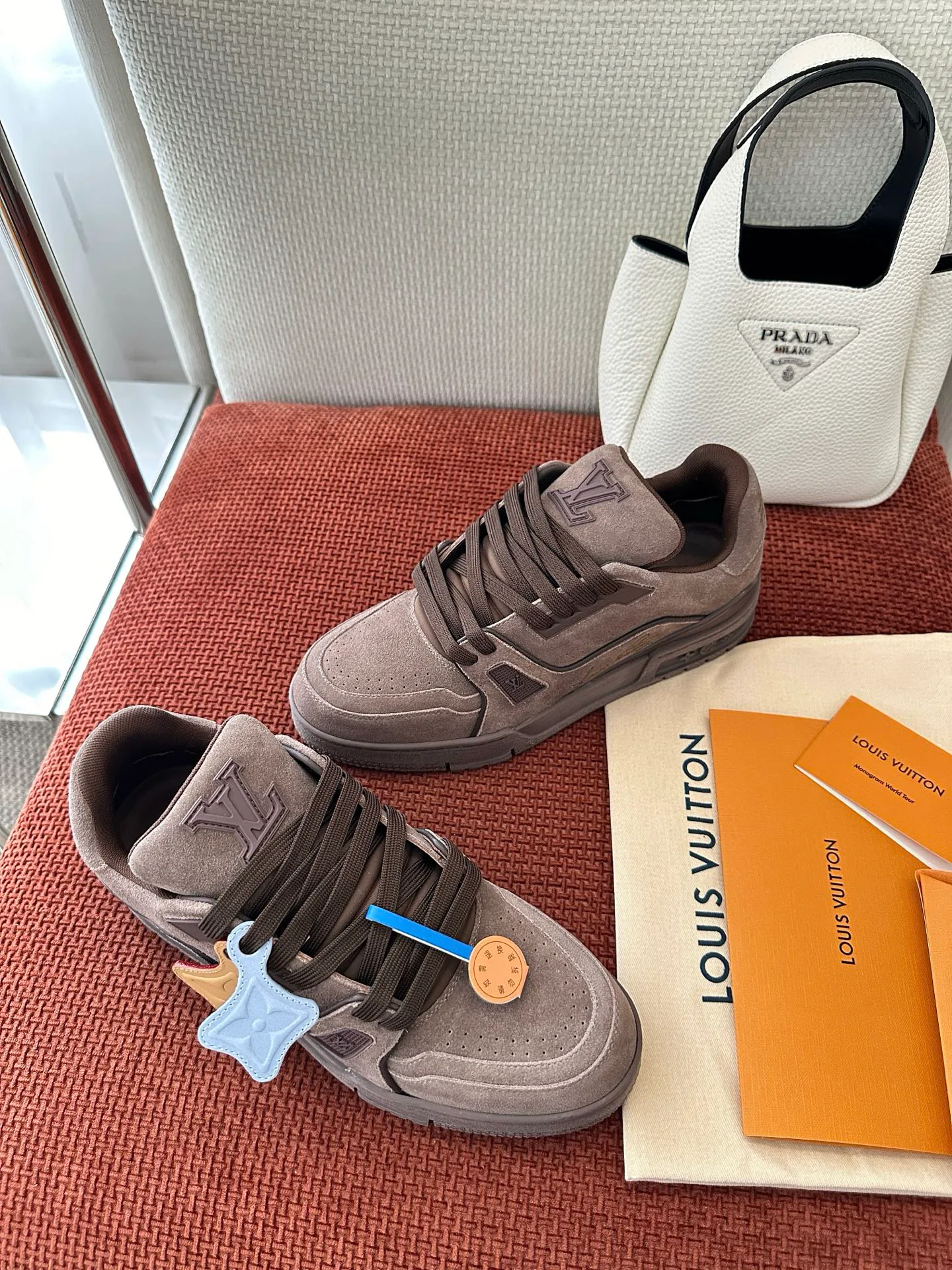 Кроссовки Мужские Louis Vuitton 17449379
