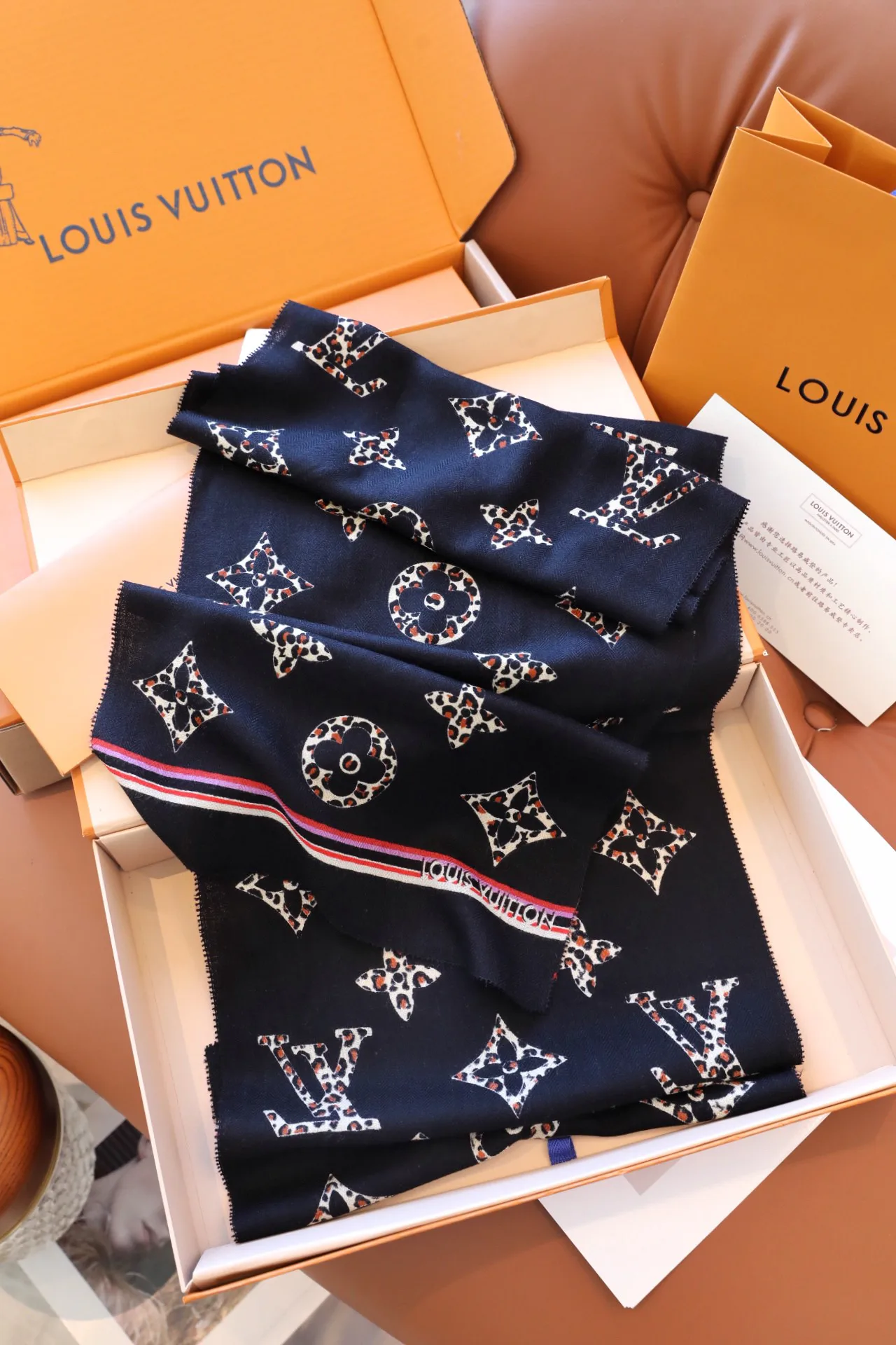 Шарфы Louis Vuitton 12073